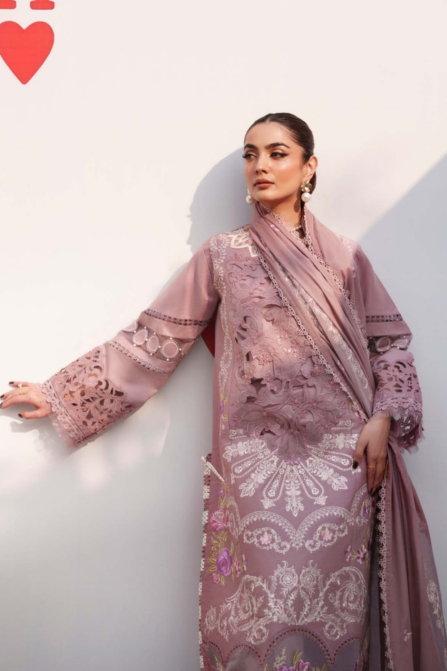 PARISHAY QUEEN LAWN EMBROIDERED SUITS COLLECTION 2026 F [ 𝘽𝙀𝙎𝙏 𝙋𝙍𝙄𝘾𝙀 ✅ ]