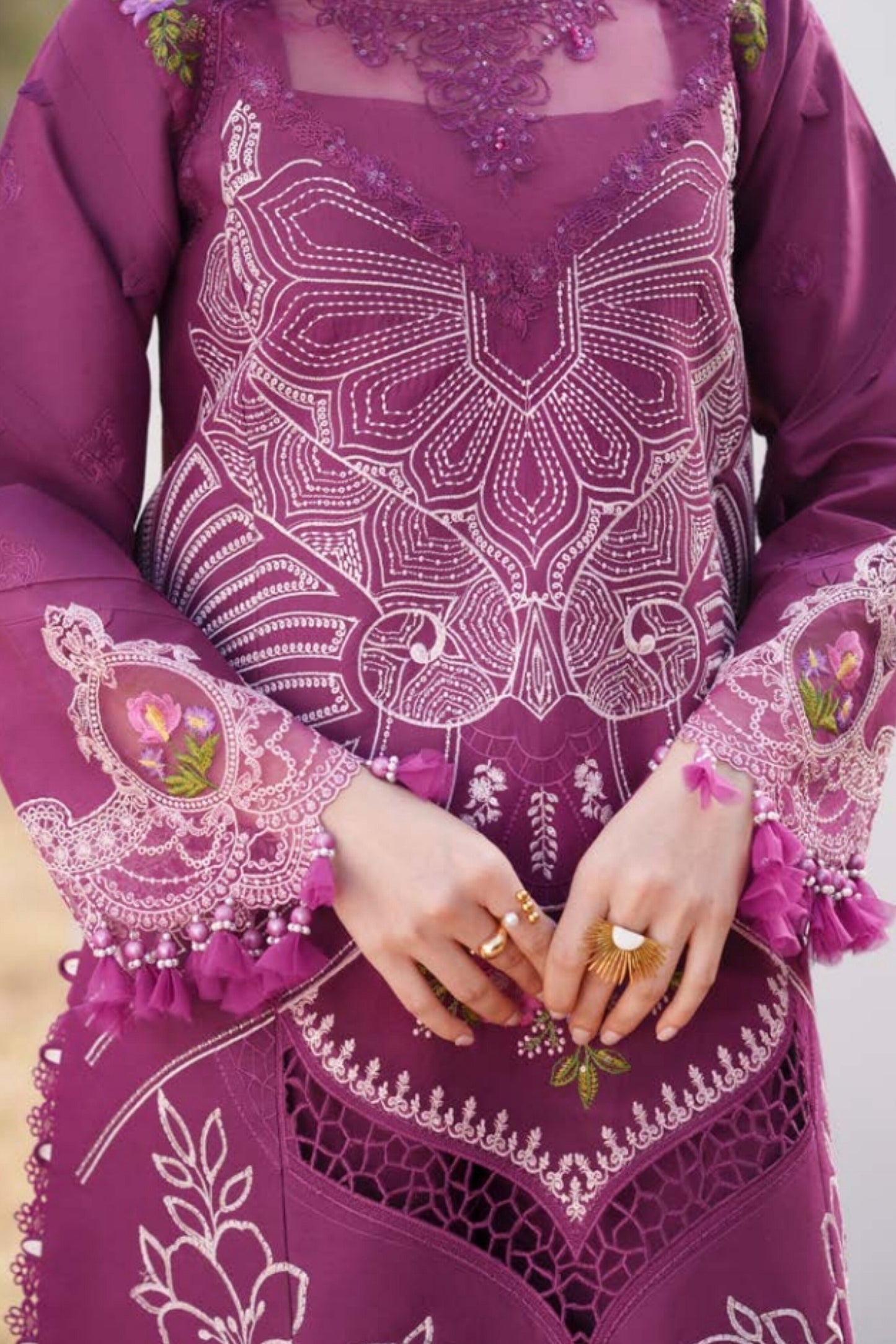 PARISHAY QUEEN LAWN EMBROIDERED SUITS COLLECTION 2026 I [ 𝘽𝙀𝙎𝙏 𝙋𝙍𝙄𝘾𝙀 ✅ ]