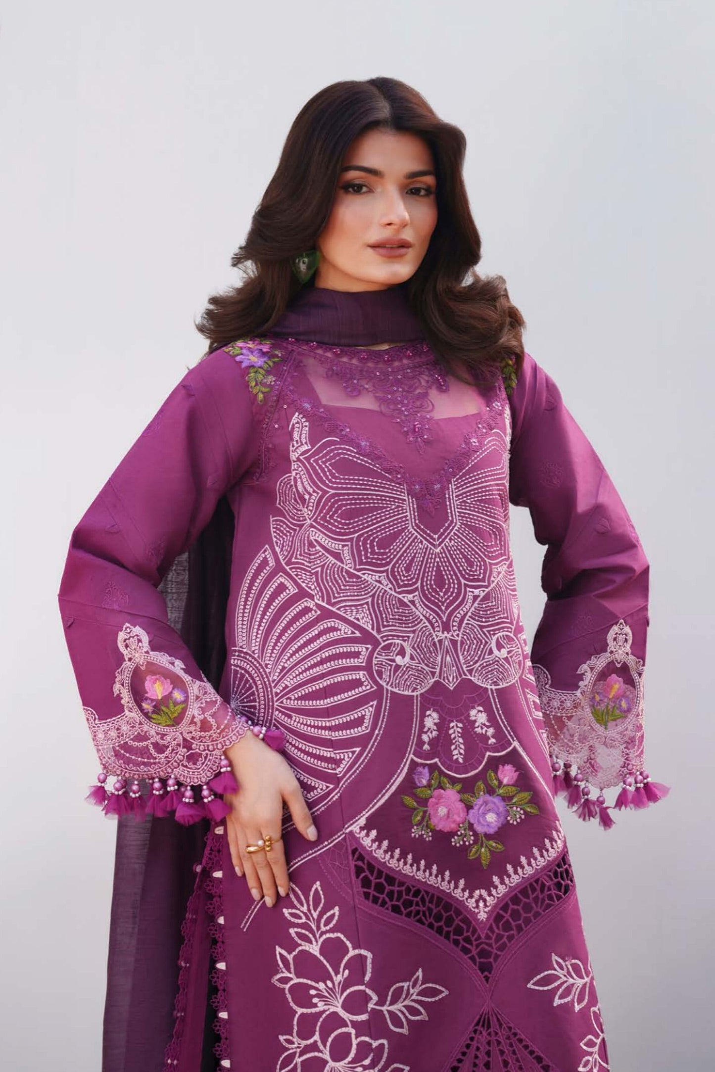 PARISHAY QUEEN LAWN EMBROIDERED SUITS COLLECTION 2026 I [ 𝘽𝙀𝙎𝙏 𝙋𝙍𝙄𝘾𝙀 ✅ ]