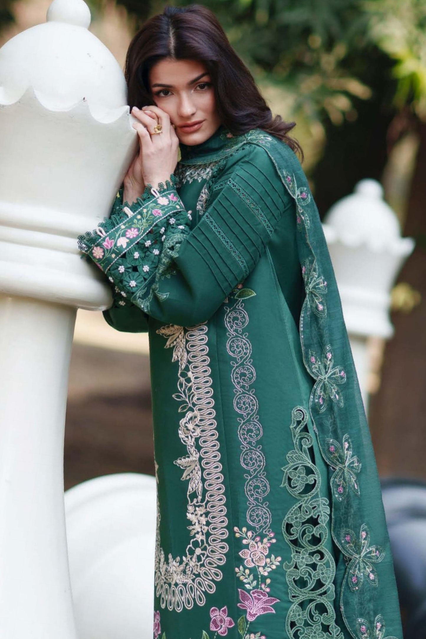 PARISHAY QUEEN LAWN EMBROIDERED SUITS COLLECTION 2026 M [ 𝘽𝙀𝙎𝙏 𝙋𝙍𝙄𝘾𝙀 ✅ ]