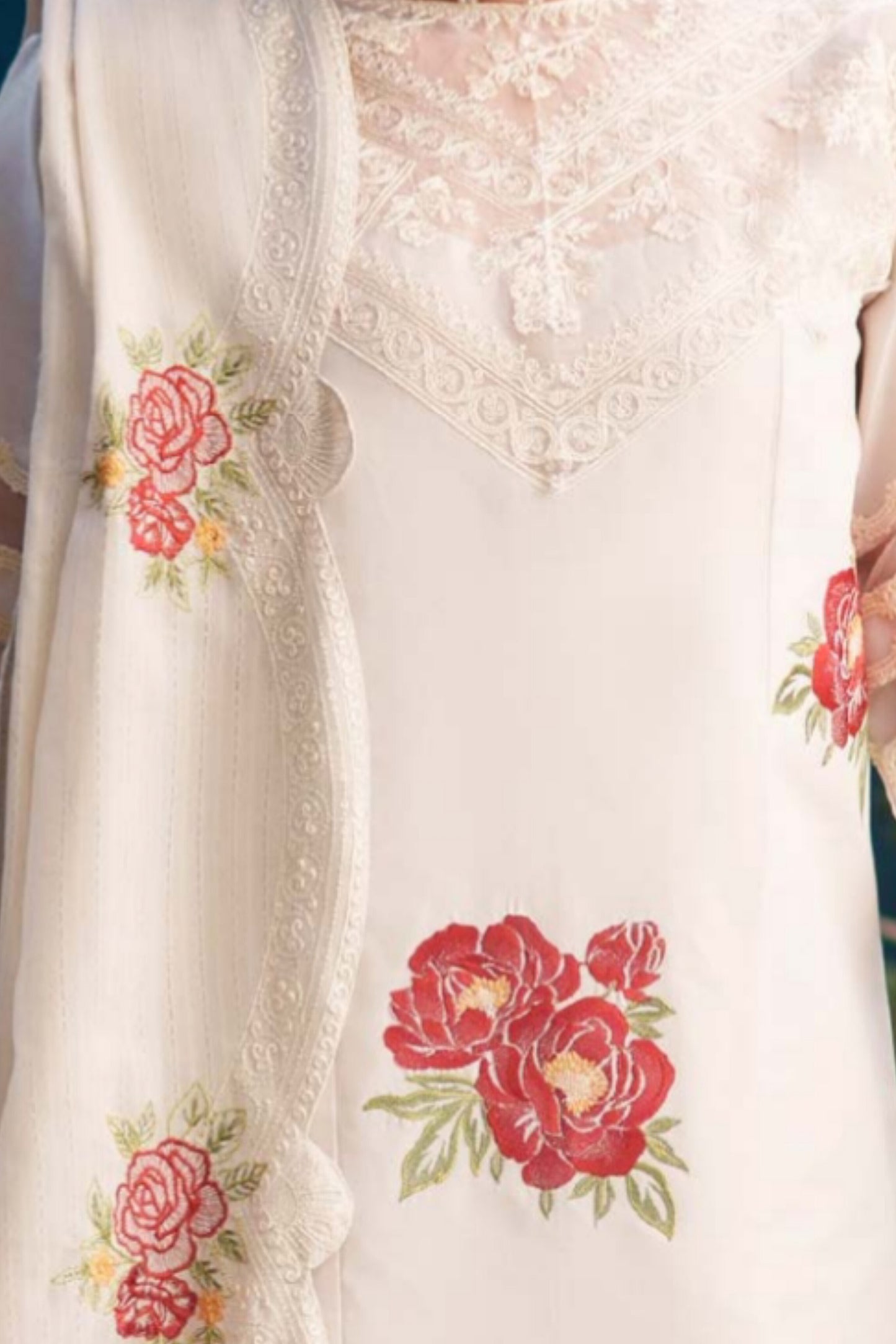 PARISHAY QUEEN LAWN EMBROIDERED SUITS COLLECTION 2026 E [ 𝘽𝙀𝙎𝙏 𝙋𝙍𝙄𝘾𝙀 ✅ ]