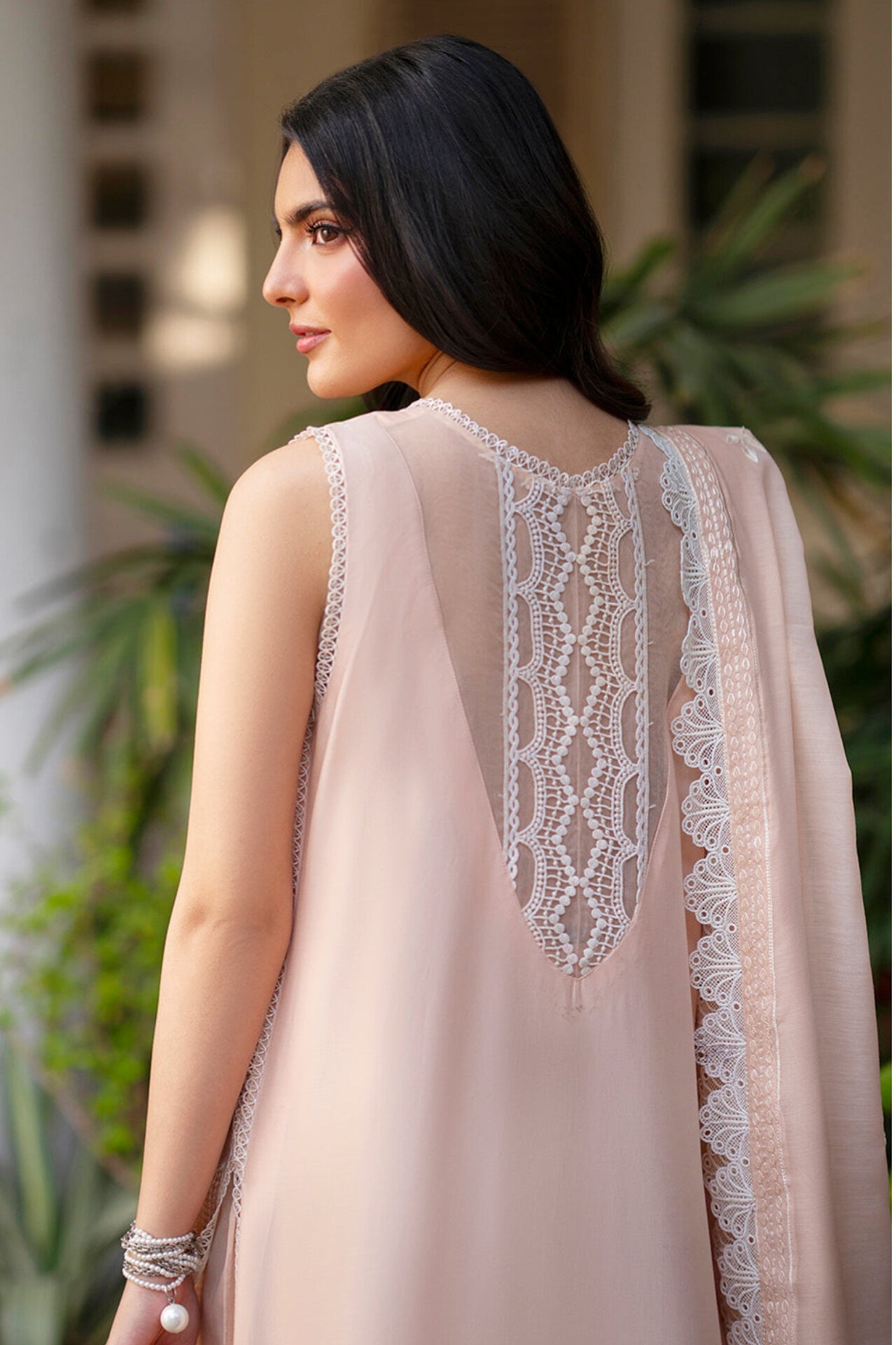 EMBER BY MAHNUR LAWN EMBROIDERED COLLECTION 2026 F [ 𝘽𝙀𝙎𝙏 𝙋𝙍𝙄𝘾𝙀 ✅ ]