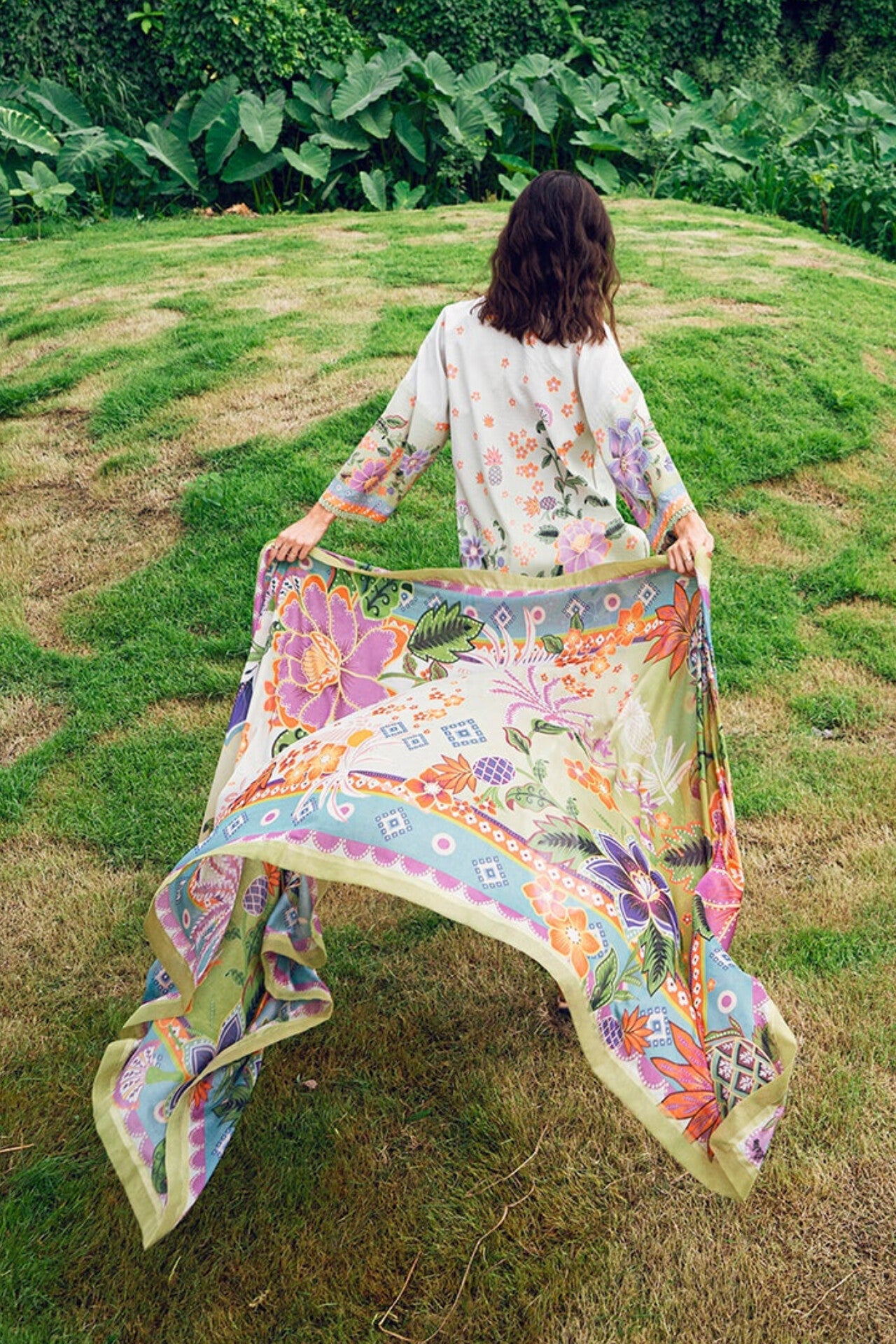 [ SUIT F ] - ROHEENAZ GARDEN VEIL EMBROIDERED LAWN PREMIUM COLLECTION