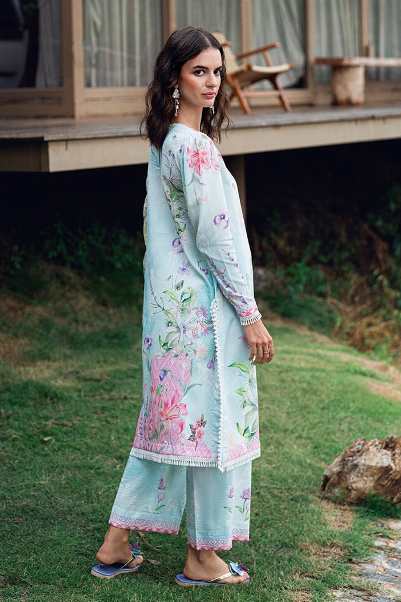 [ SUIT Q ] - ROHEENAZ GARDEN VEIL EMBROIDERED LAWN PREMIUM COLLECTION
