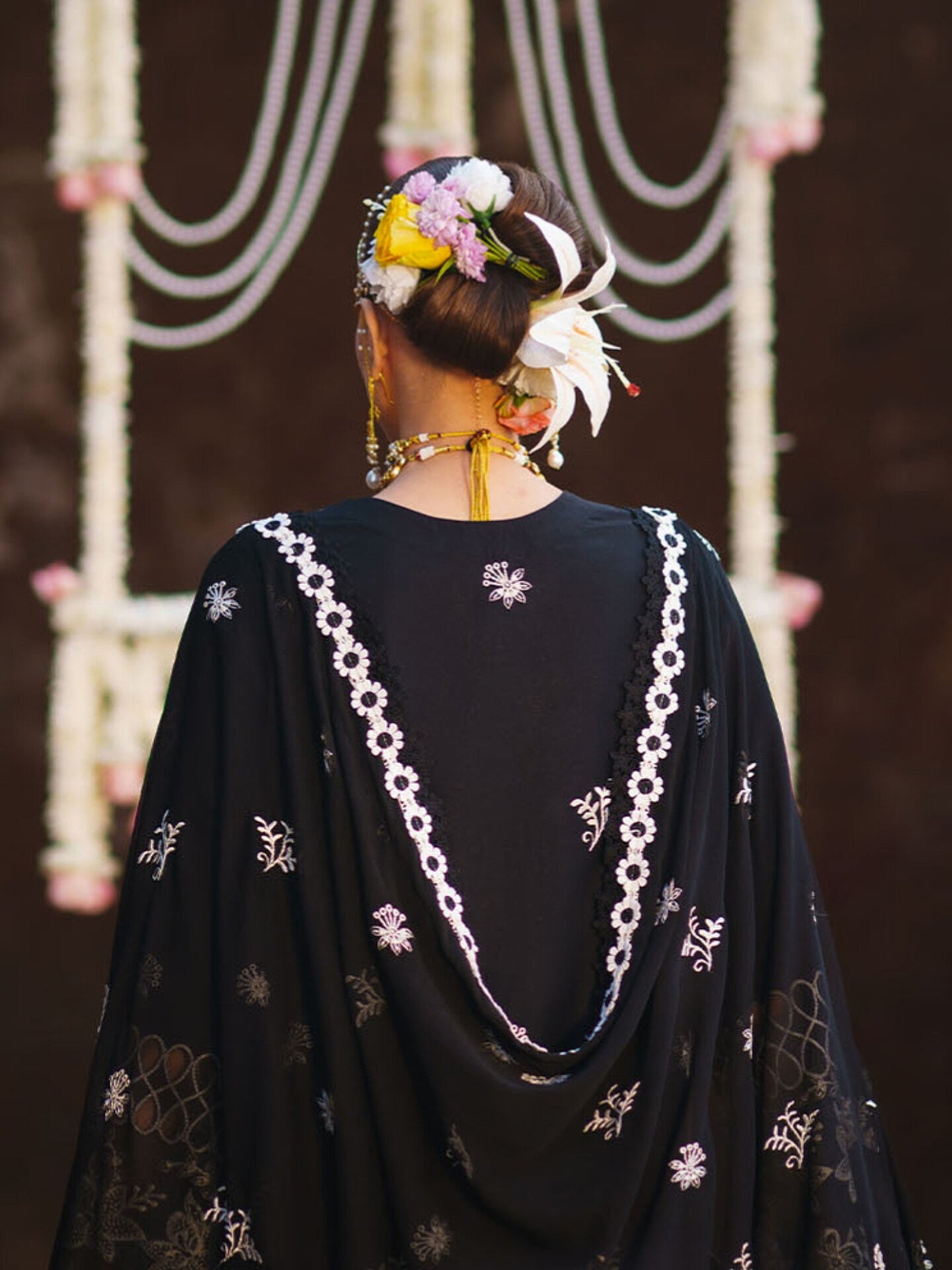 [ SUIT E ] - GUL BY MAHNUR LUXURY LAWN EMBROIDERED COLLECTION 2026