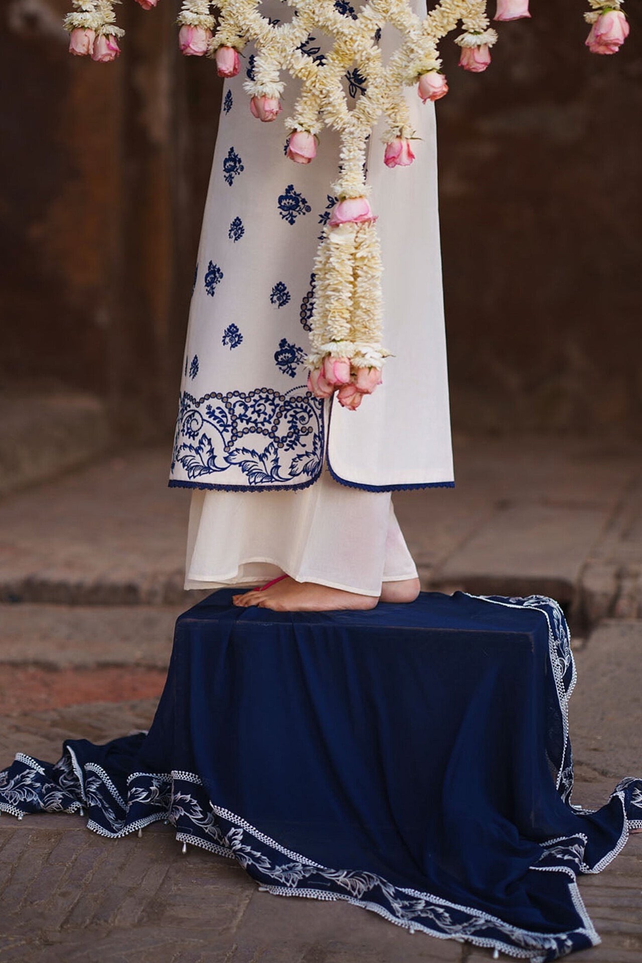 [ SUIT G ] - GUL BY MAHNUR LUXURY LAWN EMBROIDERED COLLECTION 2026