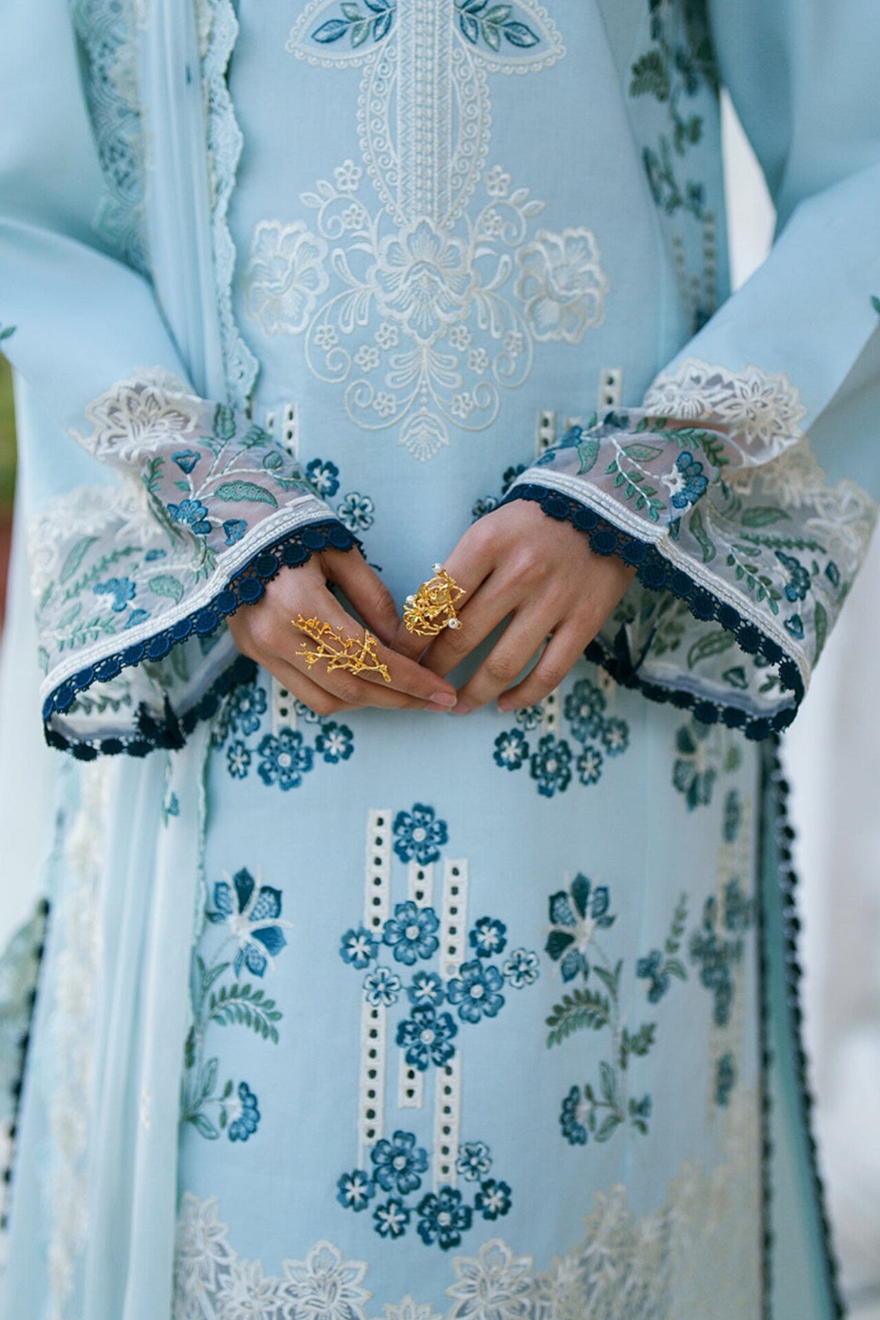 [ SUIT J ] - GUL BY MAHNUR LUXURY LAWN EMBROIDERED COLLECTION 2026