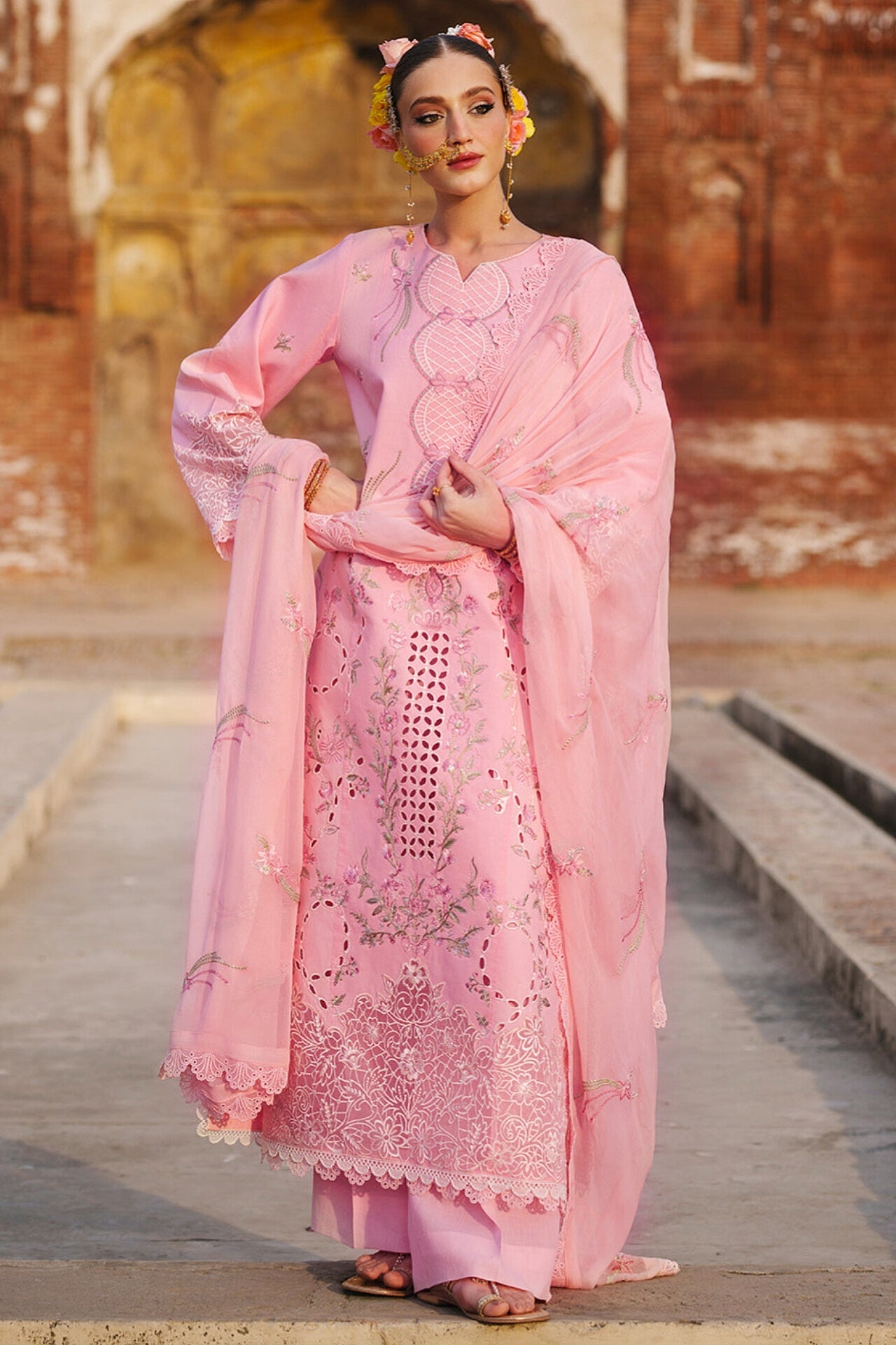 [ SUIT L ] - GUL BY MAHNUR LUXURY LAWN EMBROIDERED COLLECTION 2026