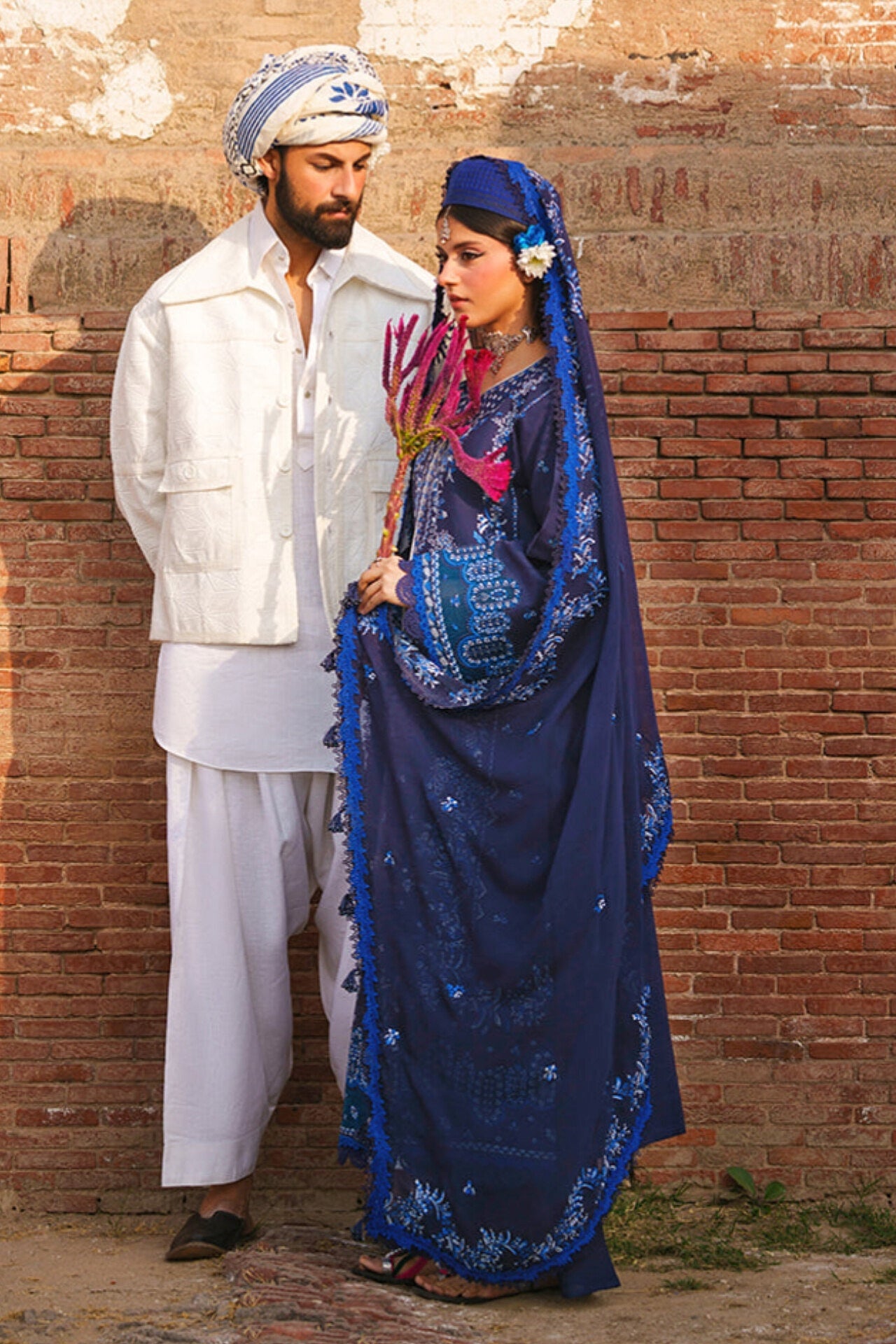 [ SUIT M ] - GUL BY MAHNUR LUXURY LAWN EMBROIDERED COLLECTION 2026