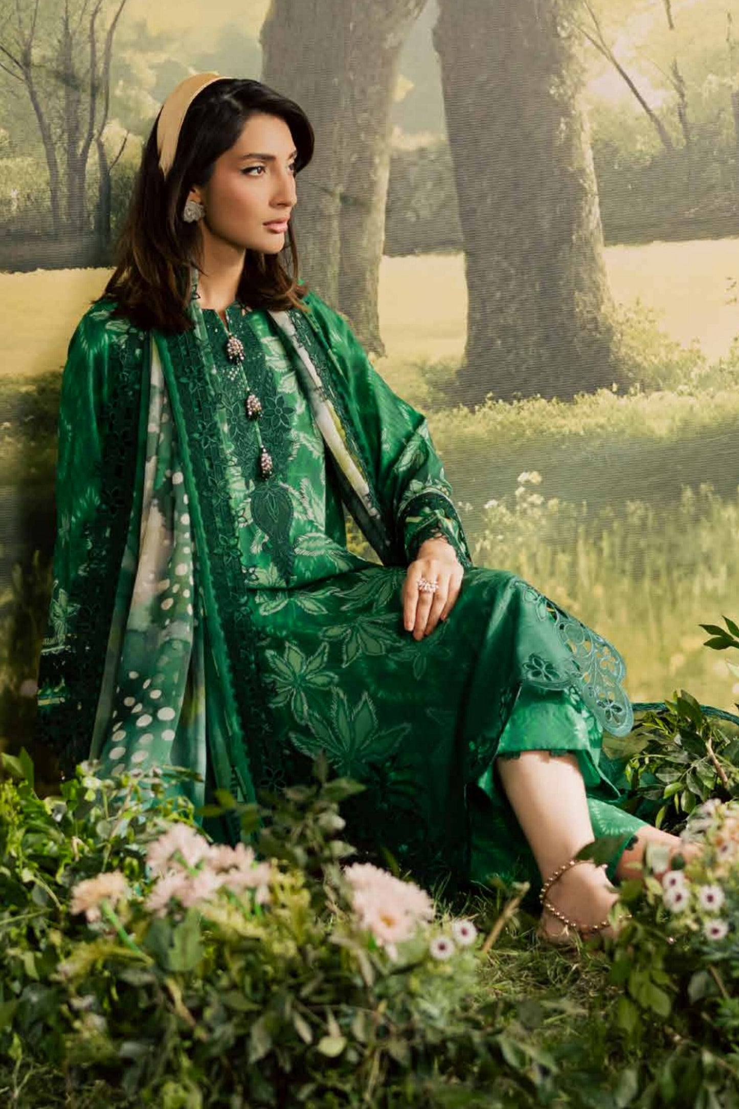 [ SUIT E ] - NUREH BLOOM LAWN EMBROIDERED AND PRINTED DORIYA COLLECTION 2026