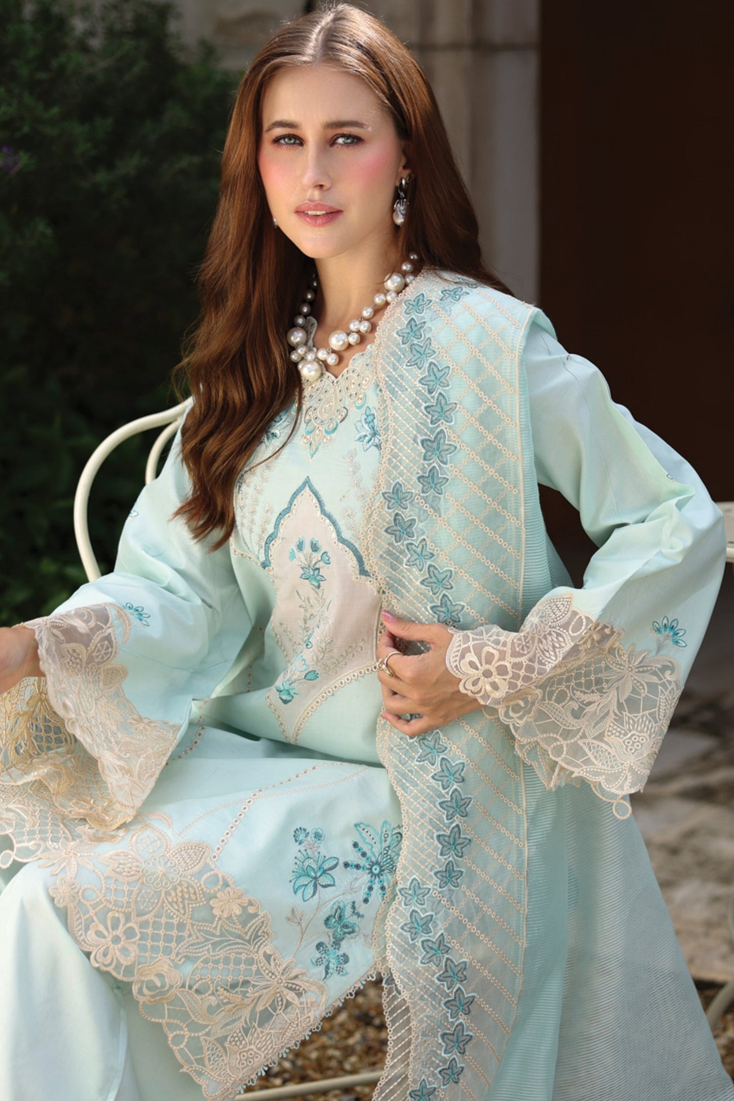 [ SUIT L ] - RAAYA LUXURY LAWN EMBROIDERED COLLECTION 2026