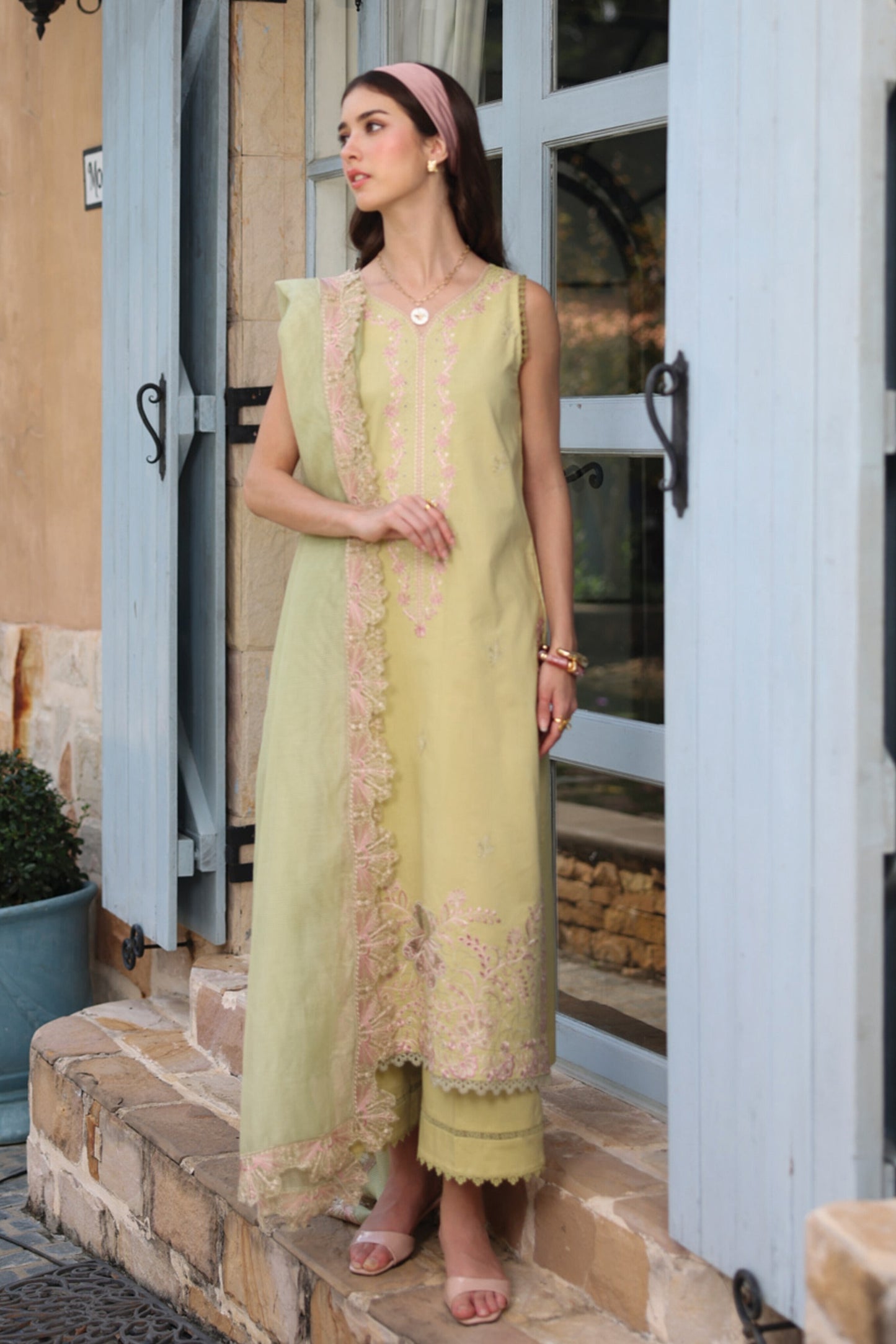 [ SUIT C ] - RAAYA LUXURY LAWN EMBROIDERED COLLECTION 2026