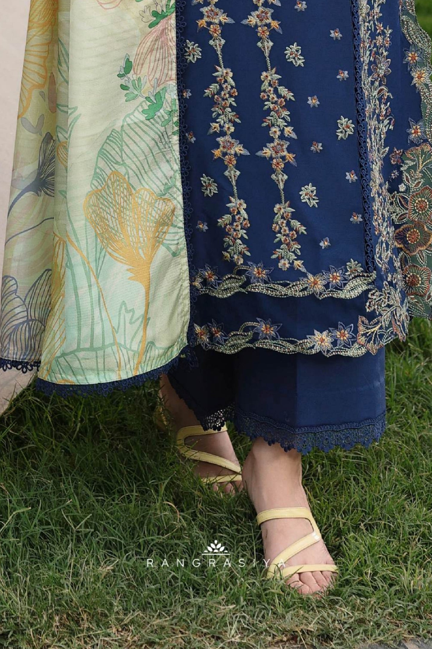 [ SUIT C ] - RANGRASIYA FLORENCE LUXURY FESTIVE LAWN EDIT 2026