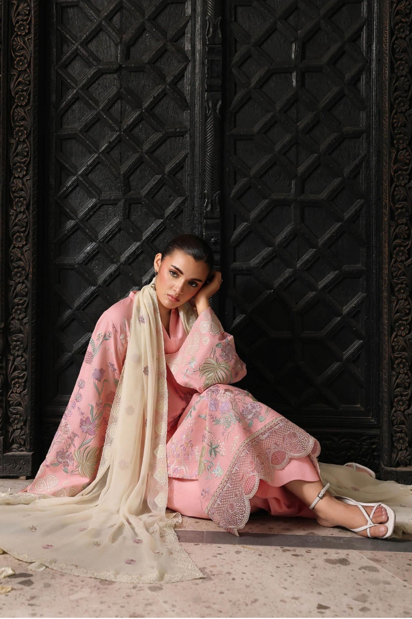 [ SUIT G ] - RAMSHA AFSANAH ROSA ESSENTIAL LAWN EMBROIDERED COLLECTION 2026