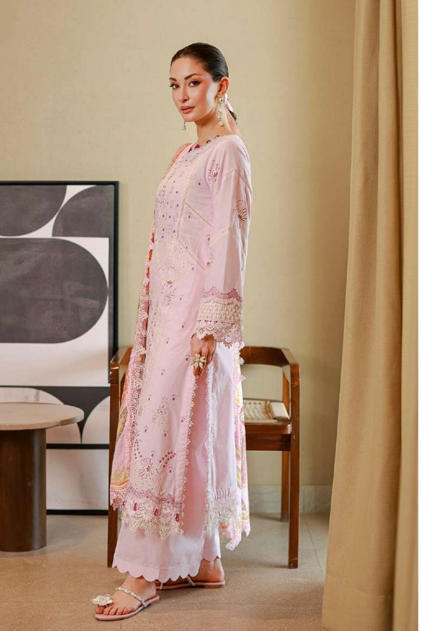 [ SUIT E ] - ZELLBURY CHIKANKARI LAWN EMBROIDERED COLLECTION 2026