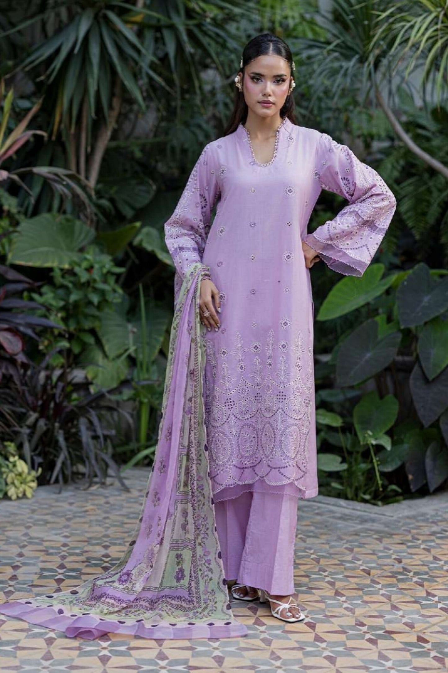 [ SUIT J ] - ZELLBURY CHIKANKARI LAWN EMBROIDERED COLLECTION 2026