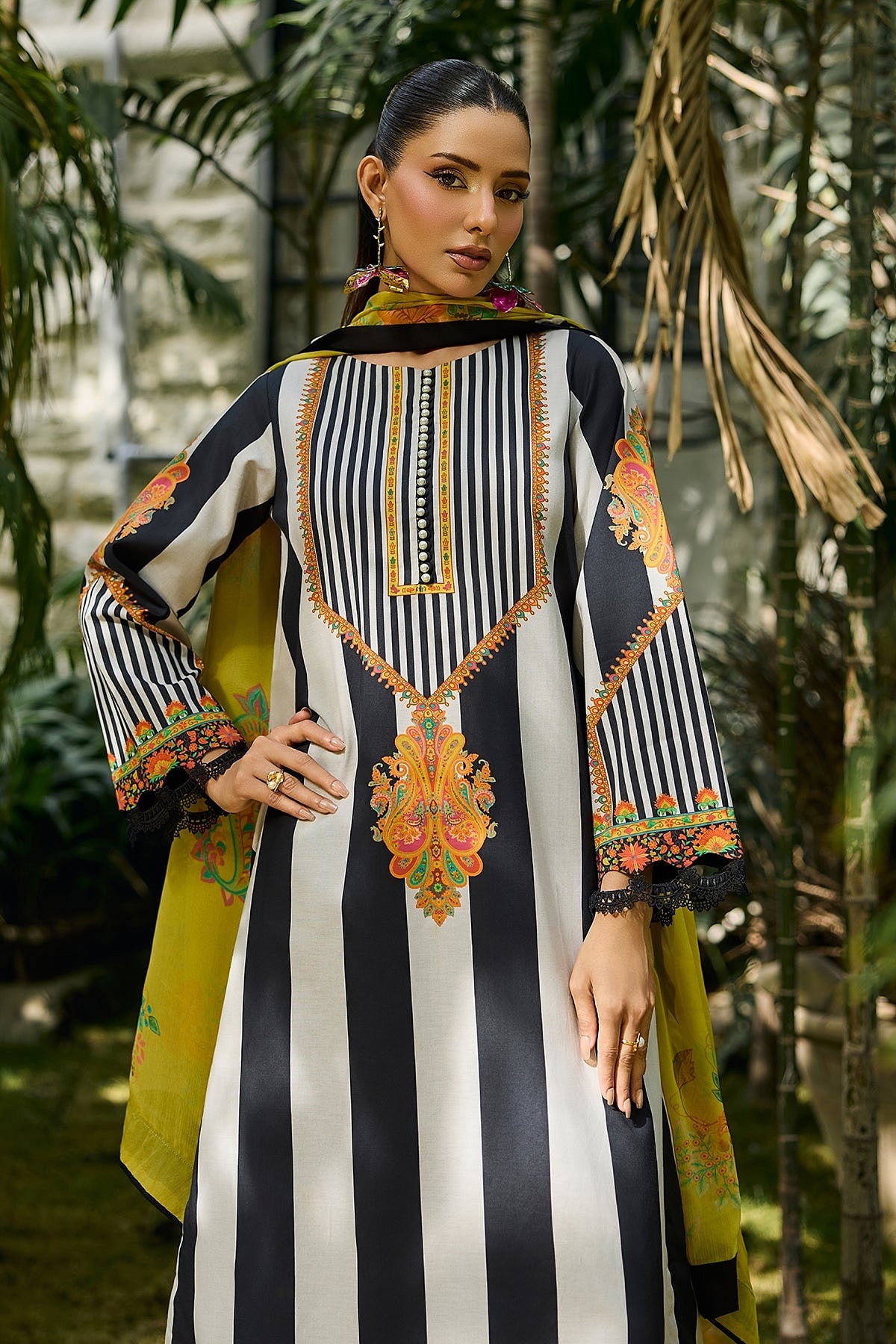 [ SUIT E ] - CHARIZMA C - PRINTS LAWN WITH PRINTED CHIFFON DUPATTA COLLECTION 2026