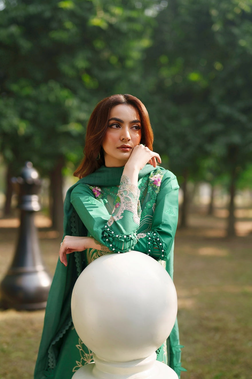 PARISHAY QUEEN LAWN EMBROIDERED SUITS COLLECTION 2026 L [ 𝘽𝙀𝙎𝙏 𝙋𝙍𝙄𝘾𝙀 ✅ ]