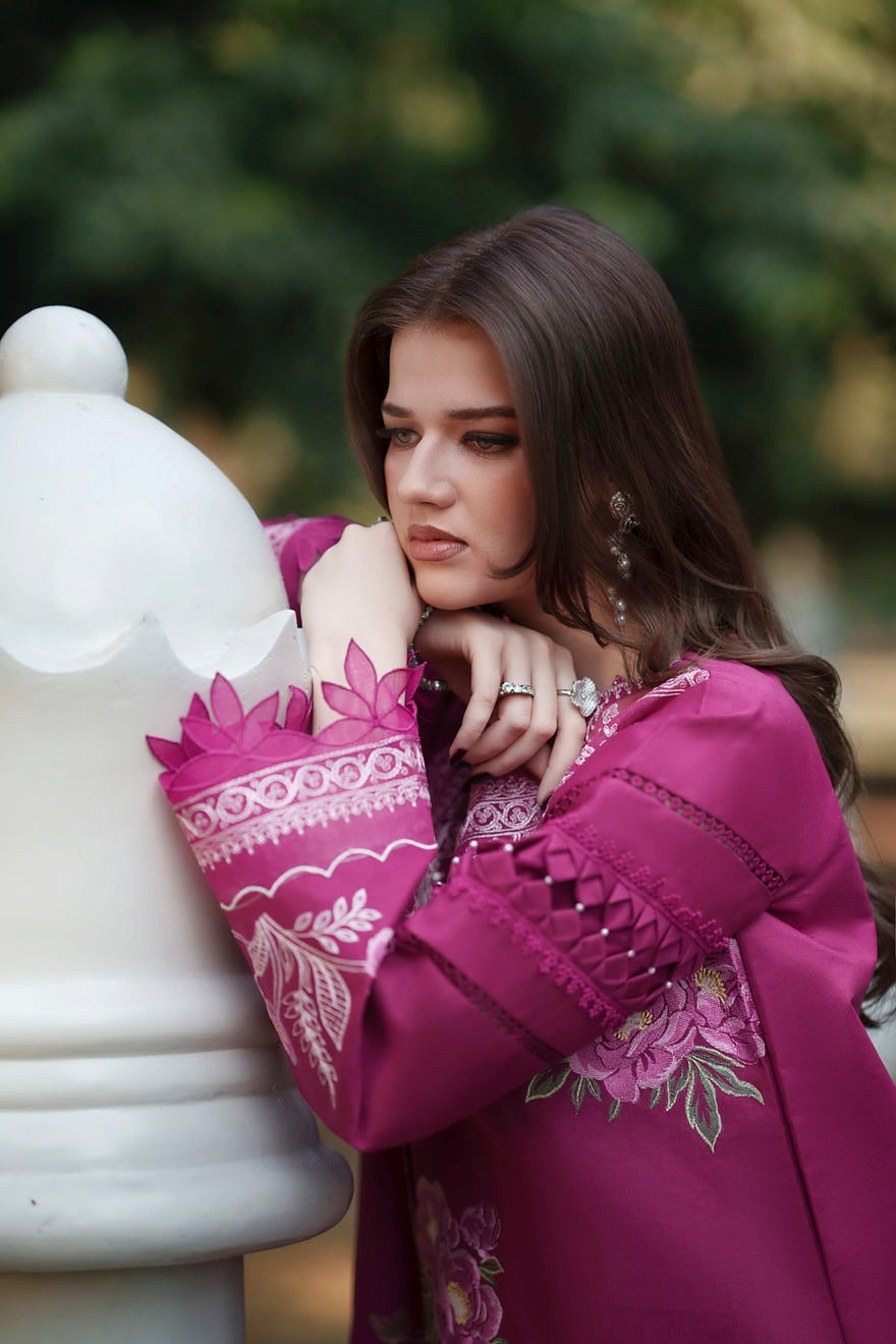 [ SUIT K ] - PARISHAY QUEEN LAWN EMBROIDERED SUITS COLLECTION 2026