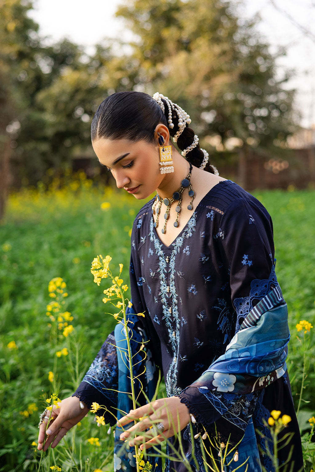 RAMSHA RIWAYAT LUXURY LAWN VOL 12 2025