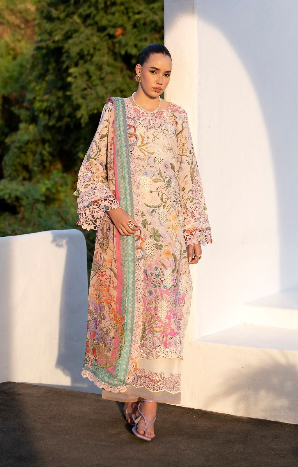ALIF AJR PRITKARI LAWN EMBROIDERED 2025