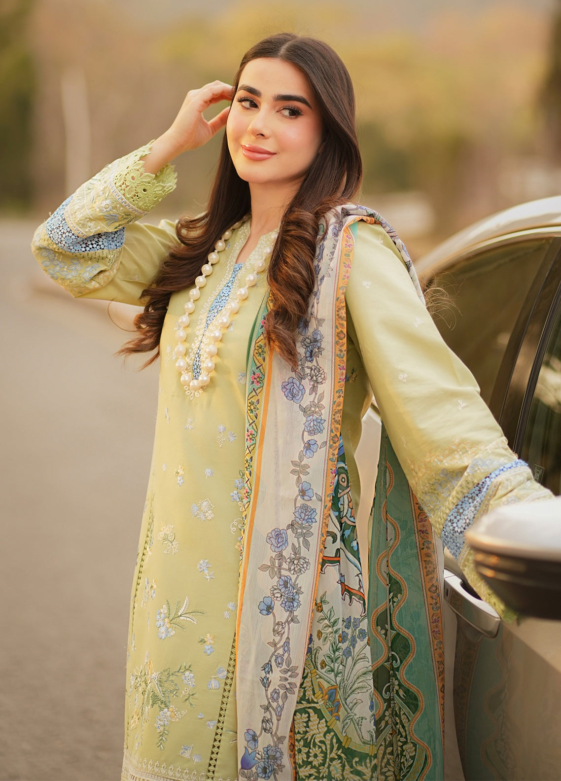 SAHANE YAARIYAN LAWN VOL 1 COLLECTION 25