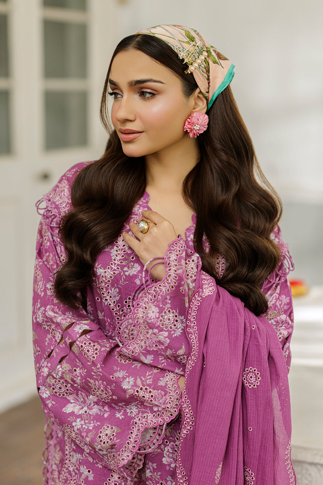 [ SUIT N ] - ZELLBURY CHIKANKARI LAWN EMBROIDERED COLLECTION 2026