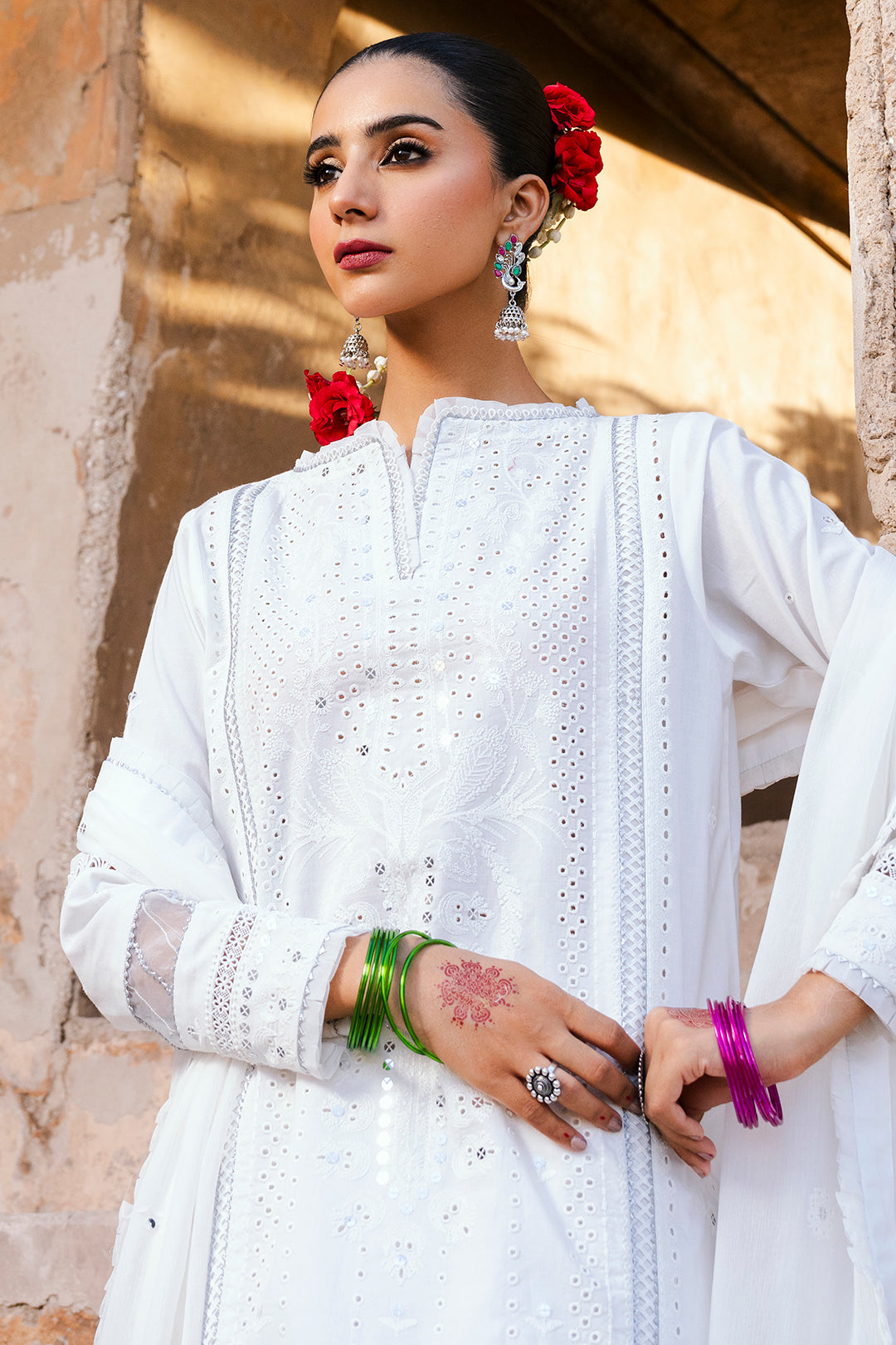 ZELLBURY CHIKANKARI LAWN EMBROIDERED COLLECTION 2025 2