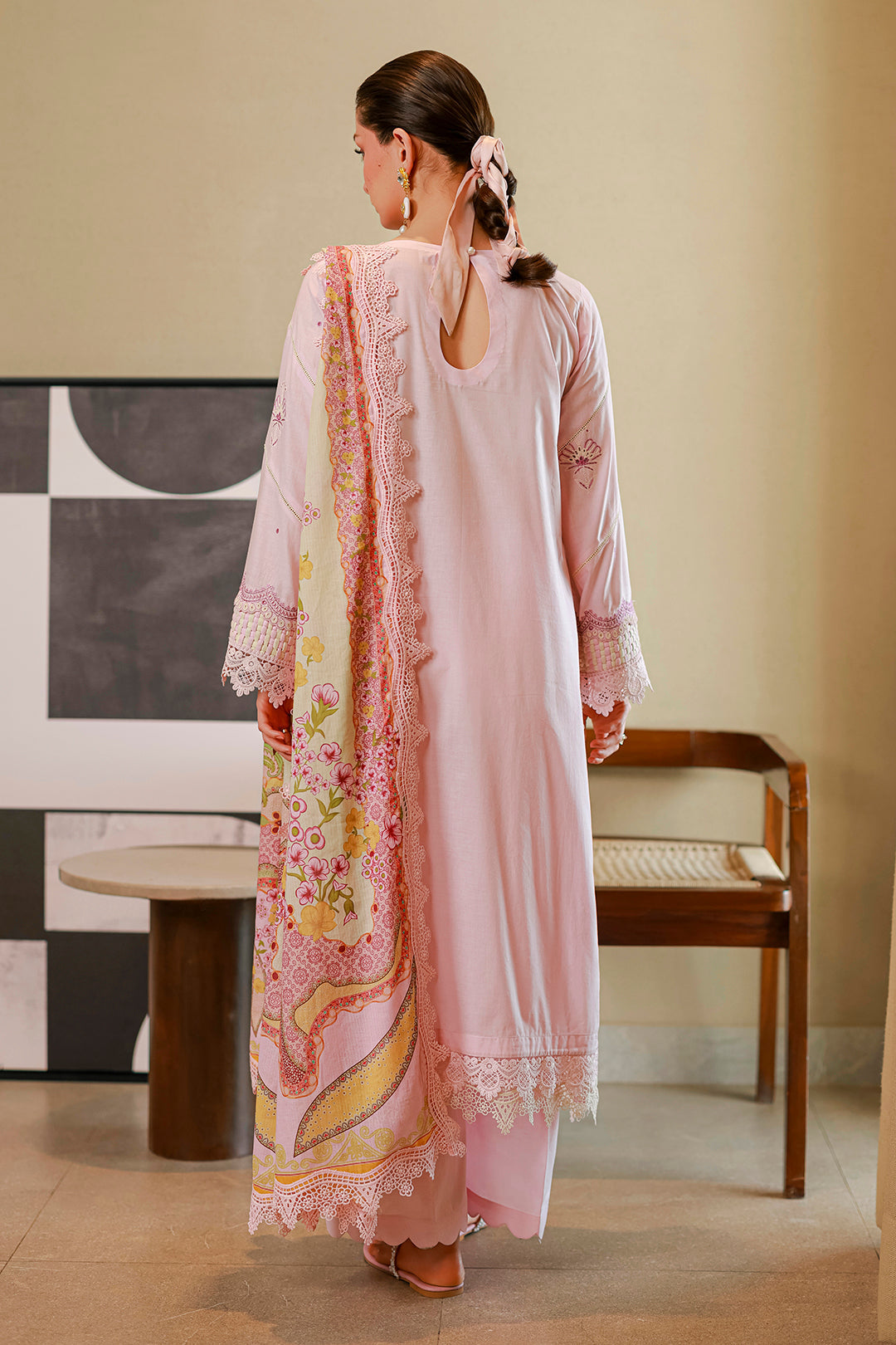 [ SUIT E ] - ZELLBURY CHIKANKARI LAWN EMBROIDERED COLLECTION 2026
