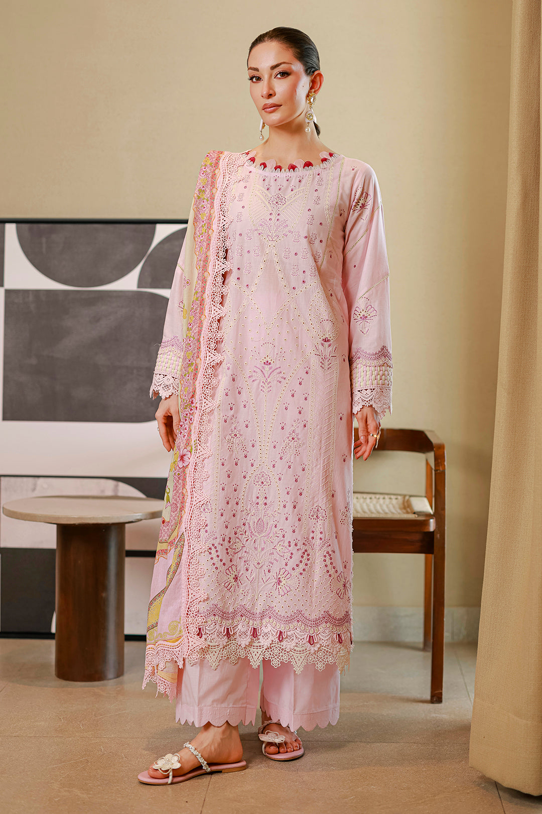 [ SUIT E ] - ZELLBURY CHIKANKARI LAWN EMBROIDERED COLLECTION 2026