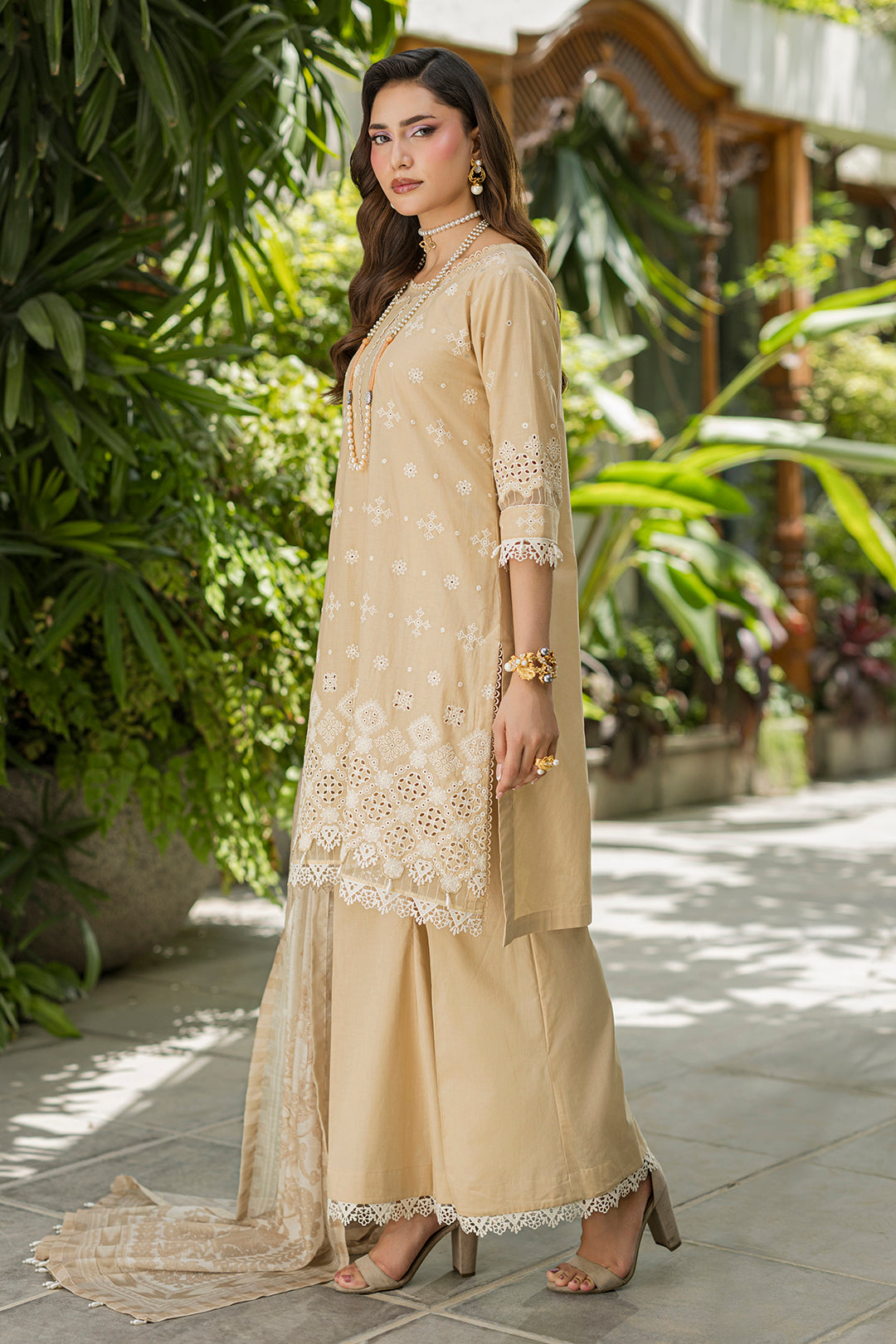 [ SUIT G ] - ZELLBURY CHIKANKARI LAWN EMBROIDERED COLLECTION 2026