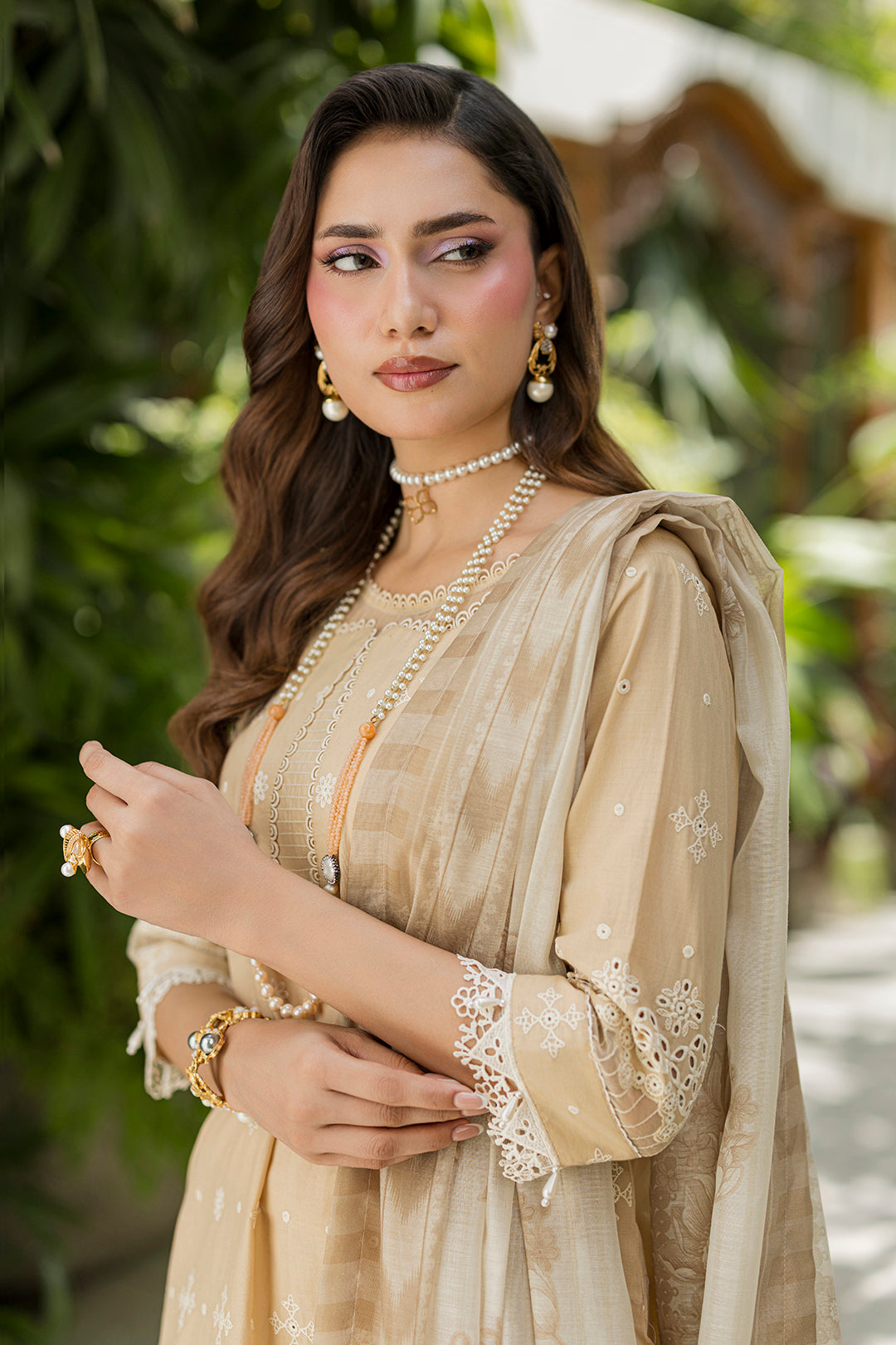 [ SUIT G ] - ZELLBURY CHIKANKARI LAWN EMBROIDERED COLLECTION 2026