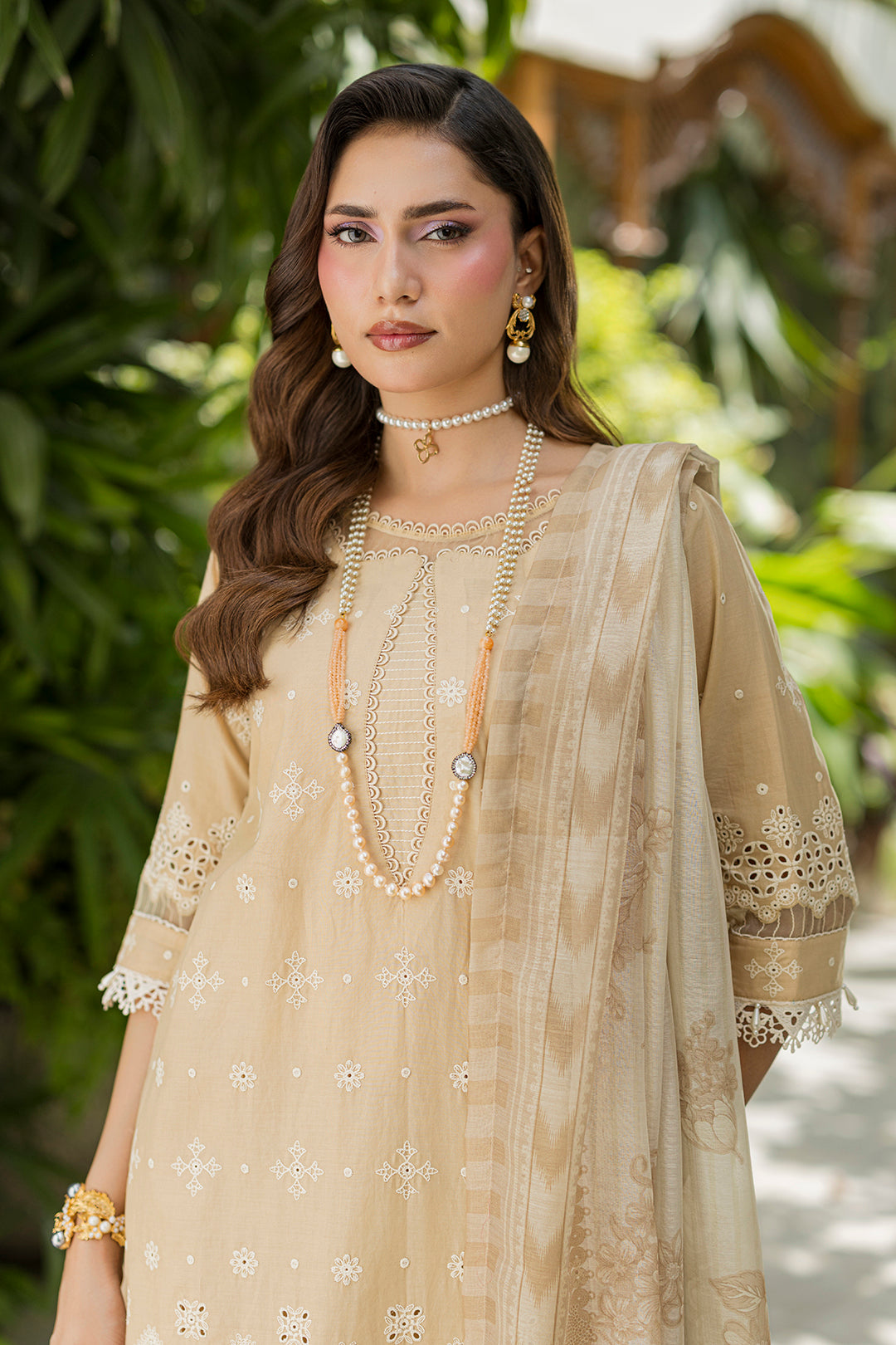 [ SUIT G ] - ZELLBURY CHIKANKARI LAWN EMBROIDERED COLLECTION 2026