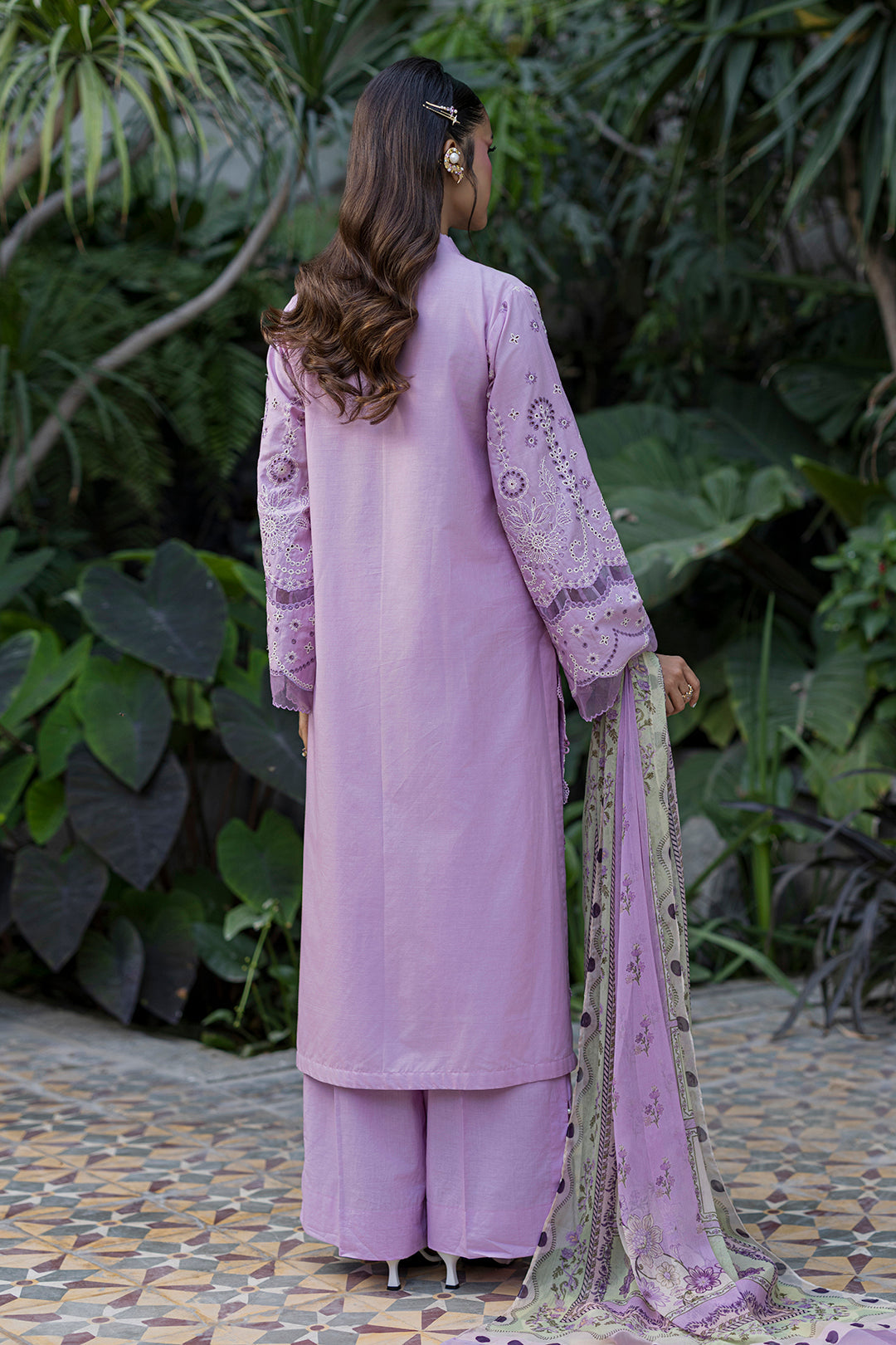[ SUIT J ] - ZELLBURY CHIKANKARI LAWN EMBROIDERED COLLECTION 2026
