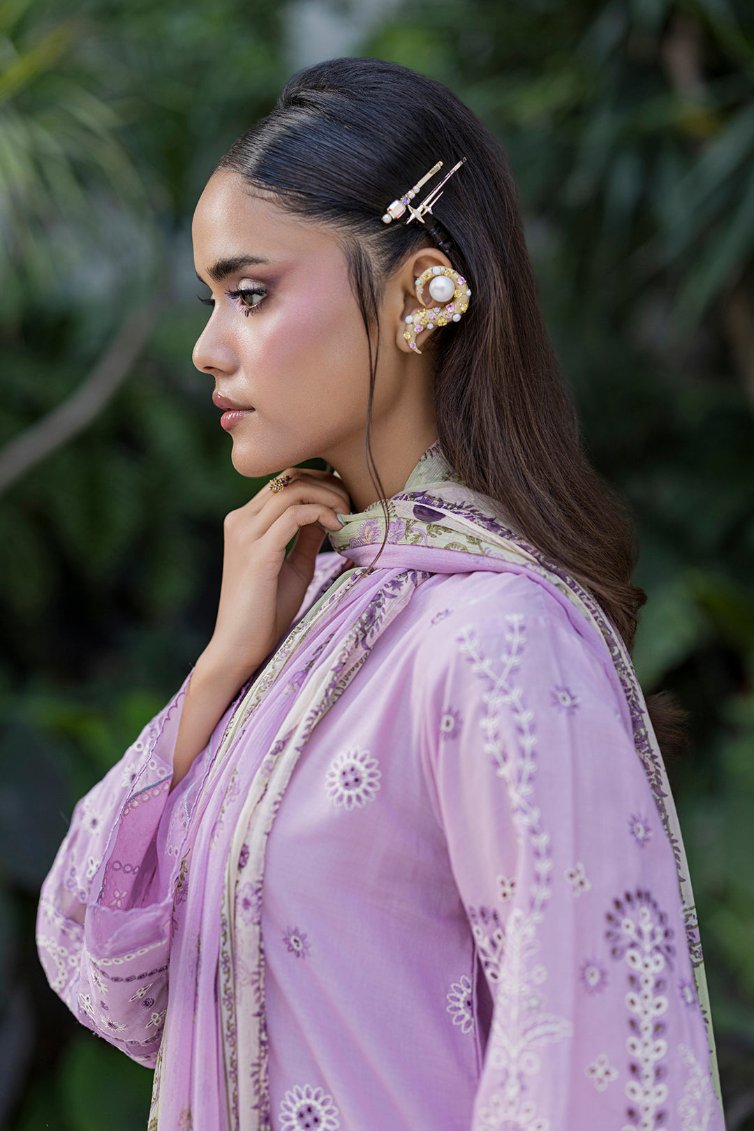 [ SUIT J ] - ZELLBURY CHIKANKARI LAWN EMBROIDERED COLLECTION 2026