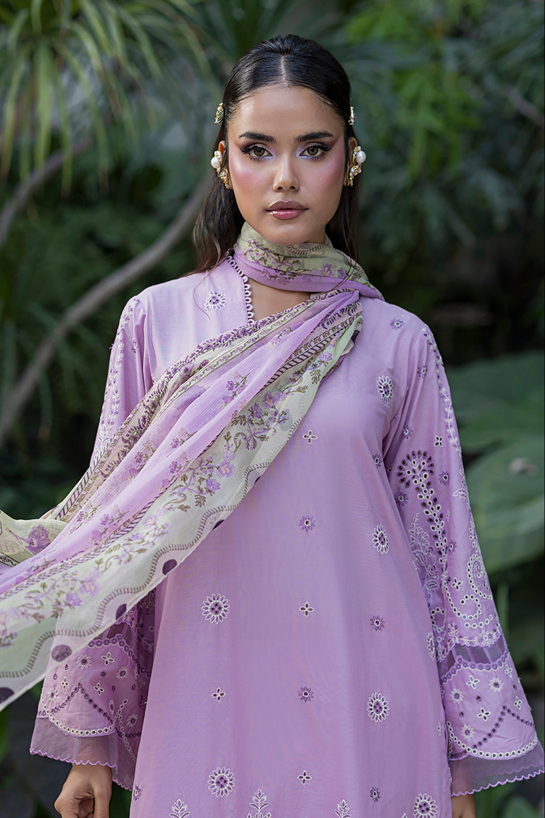 [ SUIT J ] - ZELLBURY CHIKANKARI LAWN EMBROIDERED COLLECTION 2026