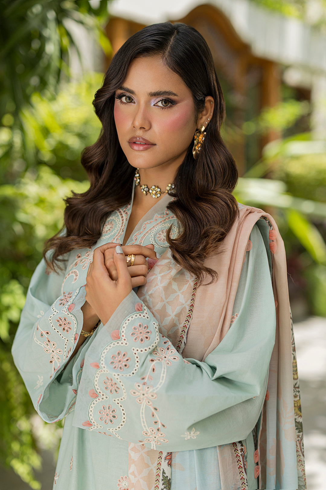 [ SUIT K ] - ZELLBURY CHIKANKARI LAWN EMBROIDERED COLLECTION 2026