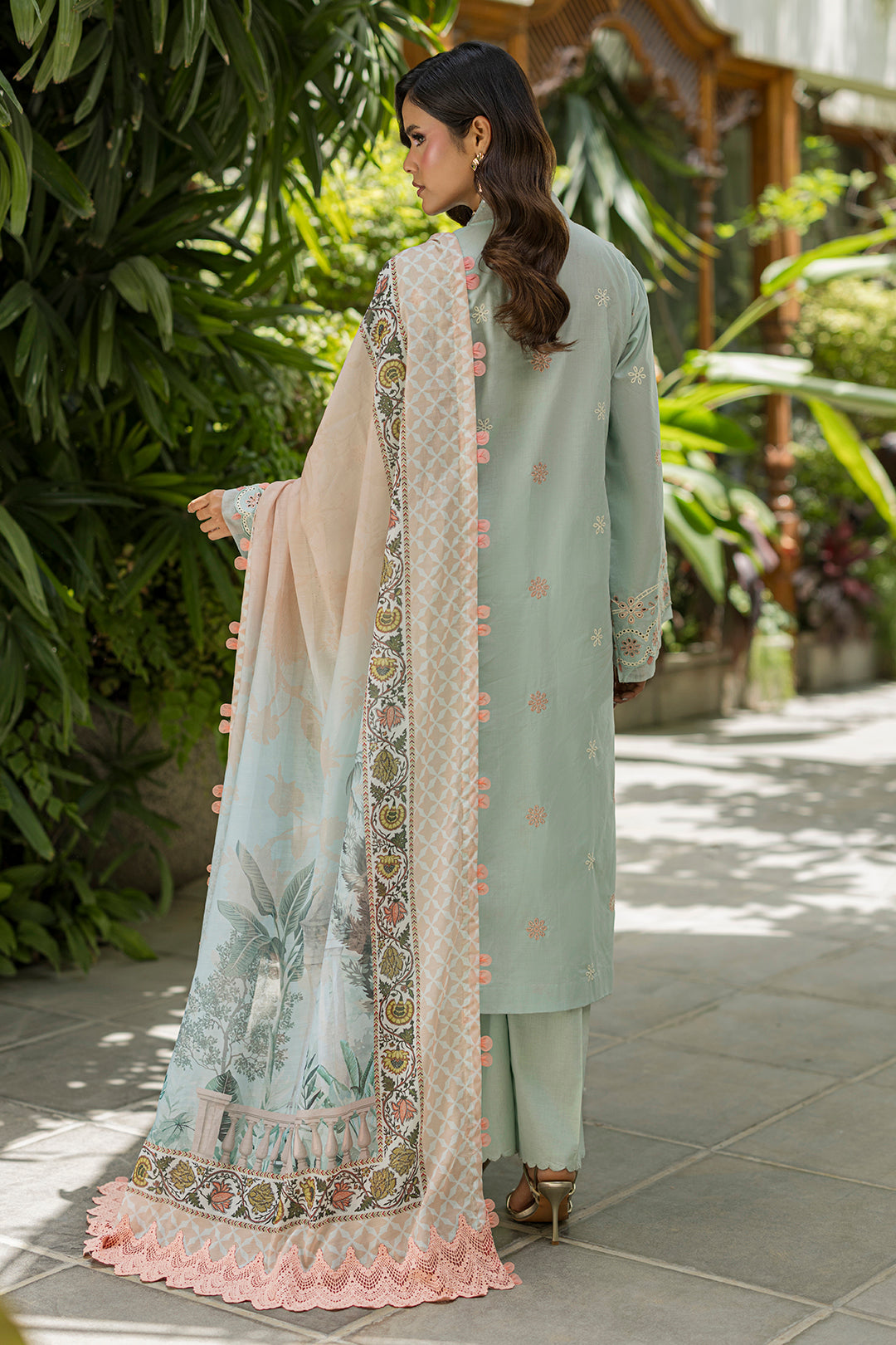 [ SUIT K ] - ZELLBURY CHIKANKARI LAWN EMBROIDERED COLLECTION 2026