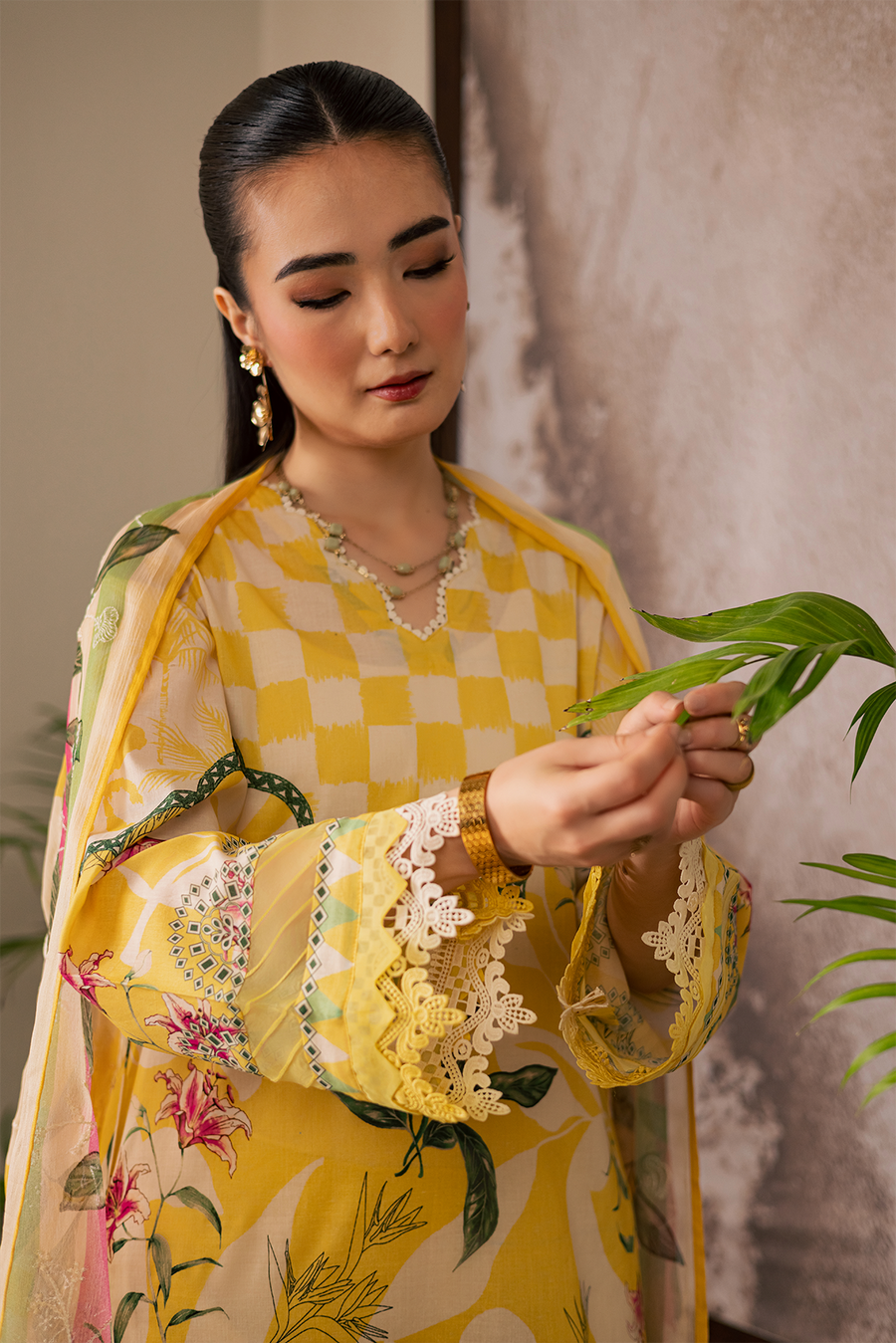 [ SUIT G ] - EVERYDAY VOL 2 BY DARIA LAWN EMBROIDERED COLLECTION 2026