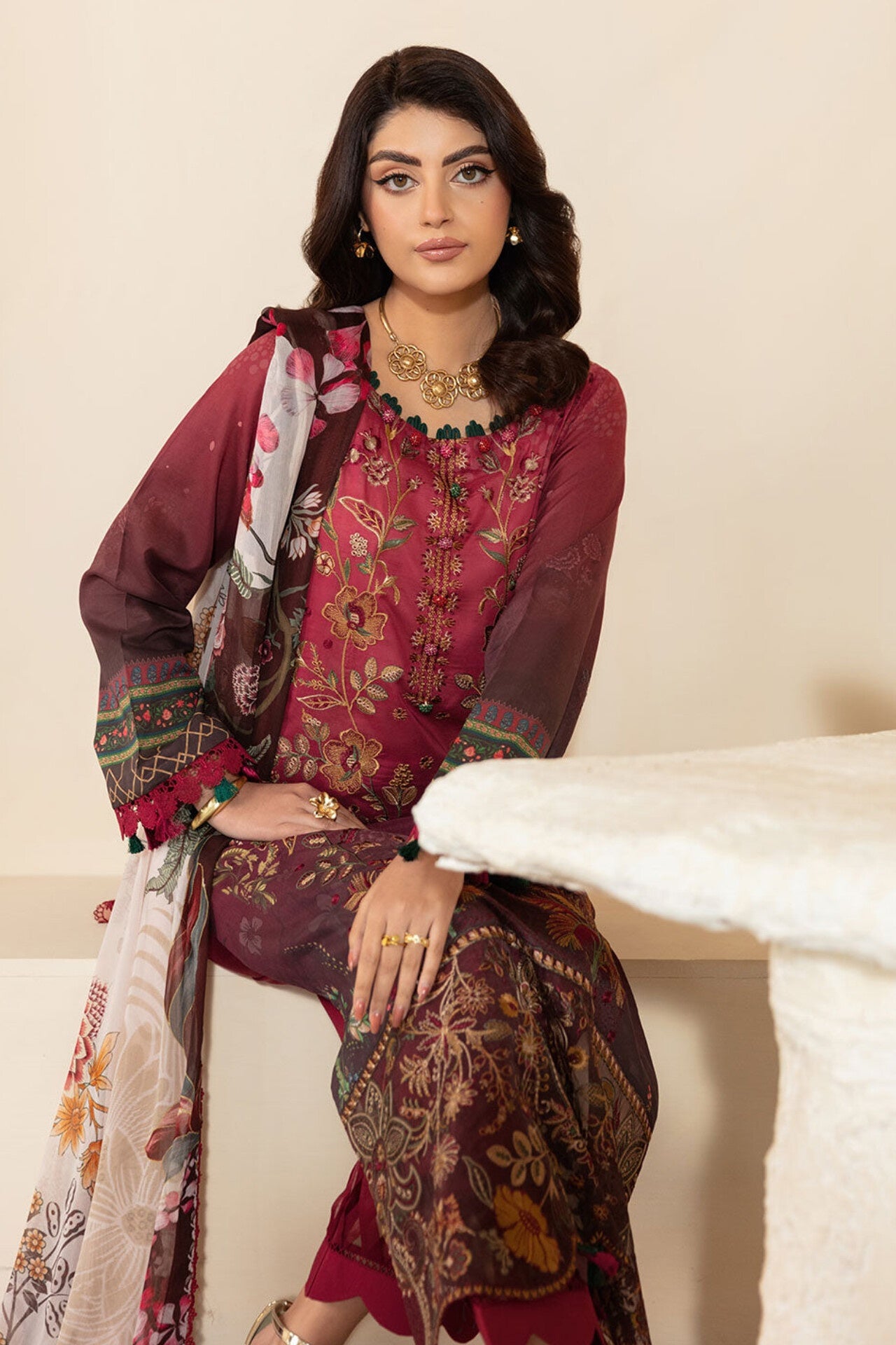 RAMSHA MASHAAL LUXURY LAWN VOL 13 2025