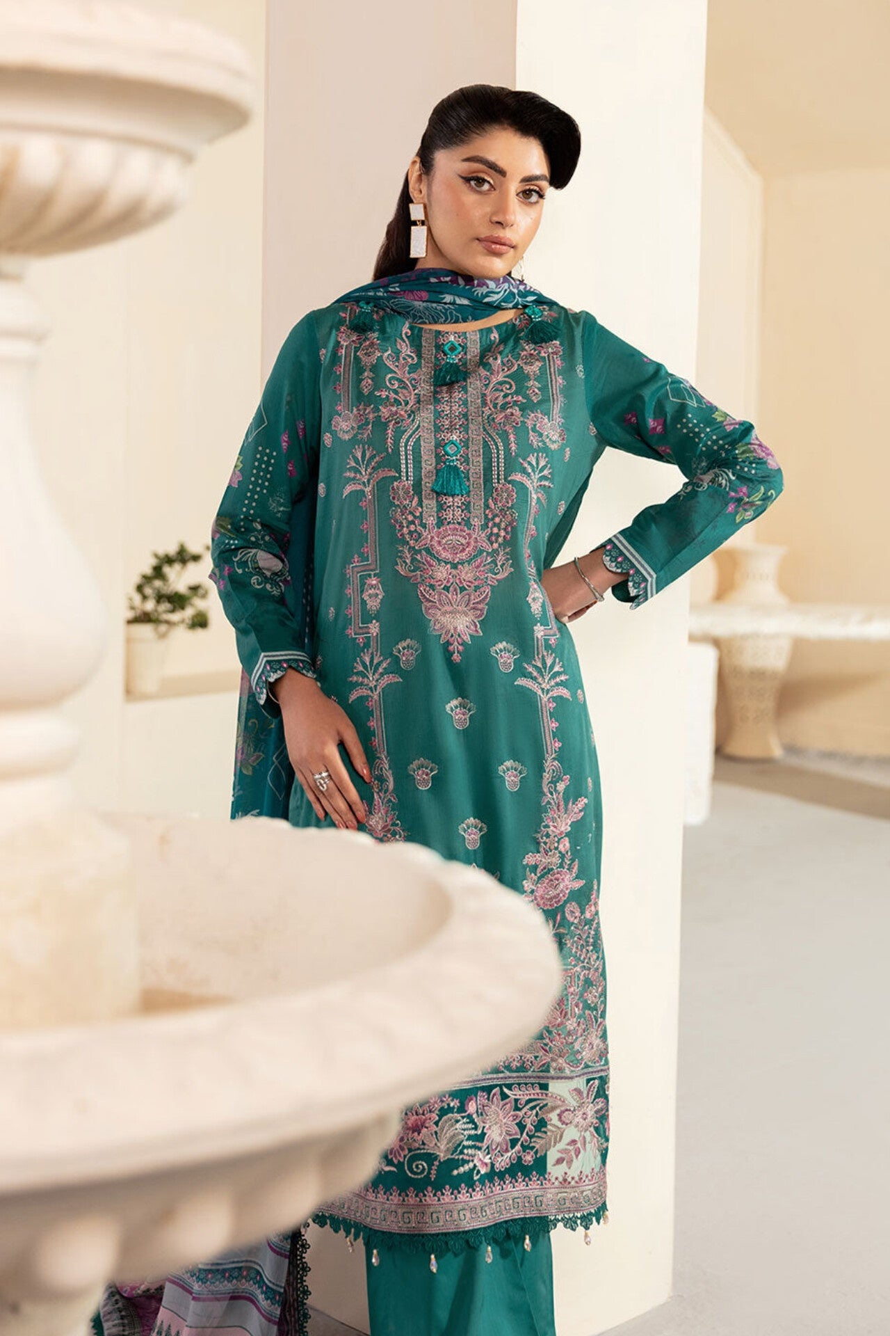 RAMSHA MASHAAL LUXURY LAWN VOL 13 2025