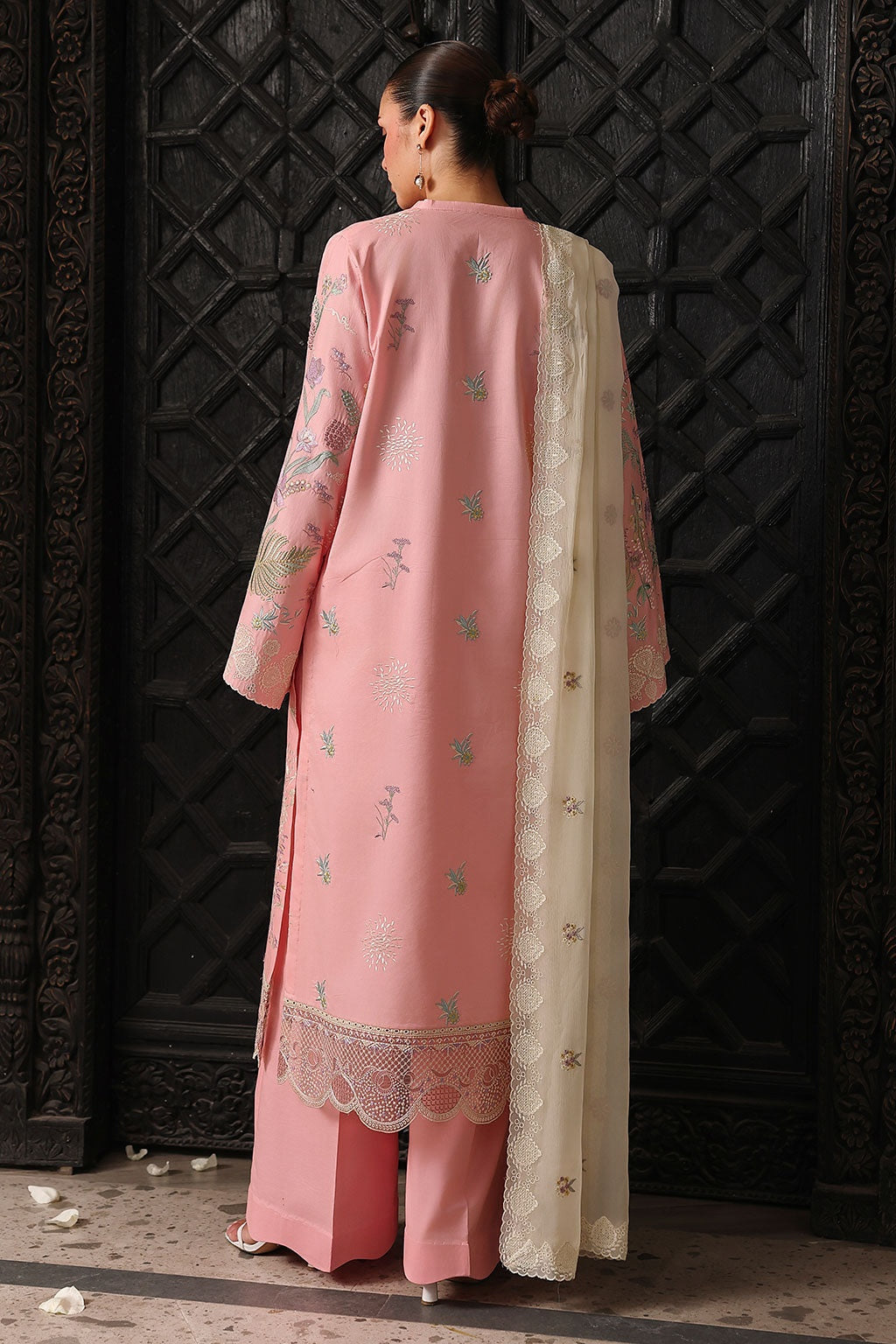 [ SUIT G ] - RAMSHA AFSANAH ROSA ESSENTIAL LAWN EMBROIDERED COLLECTION 2026