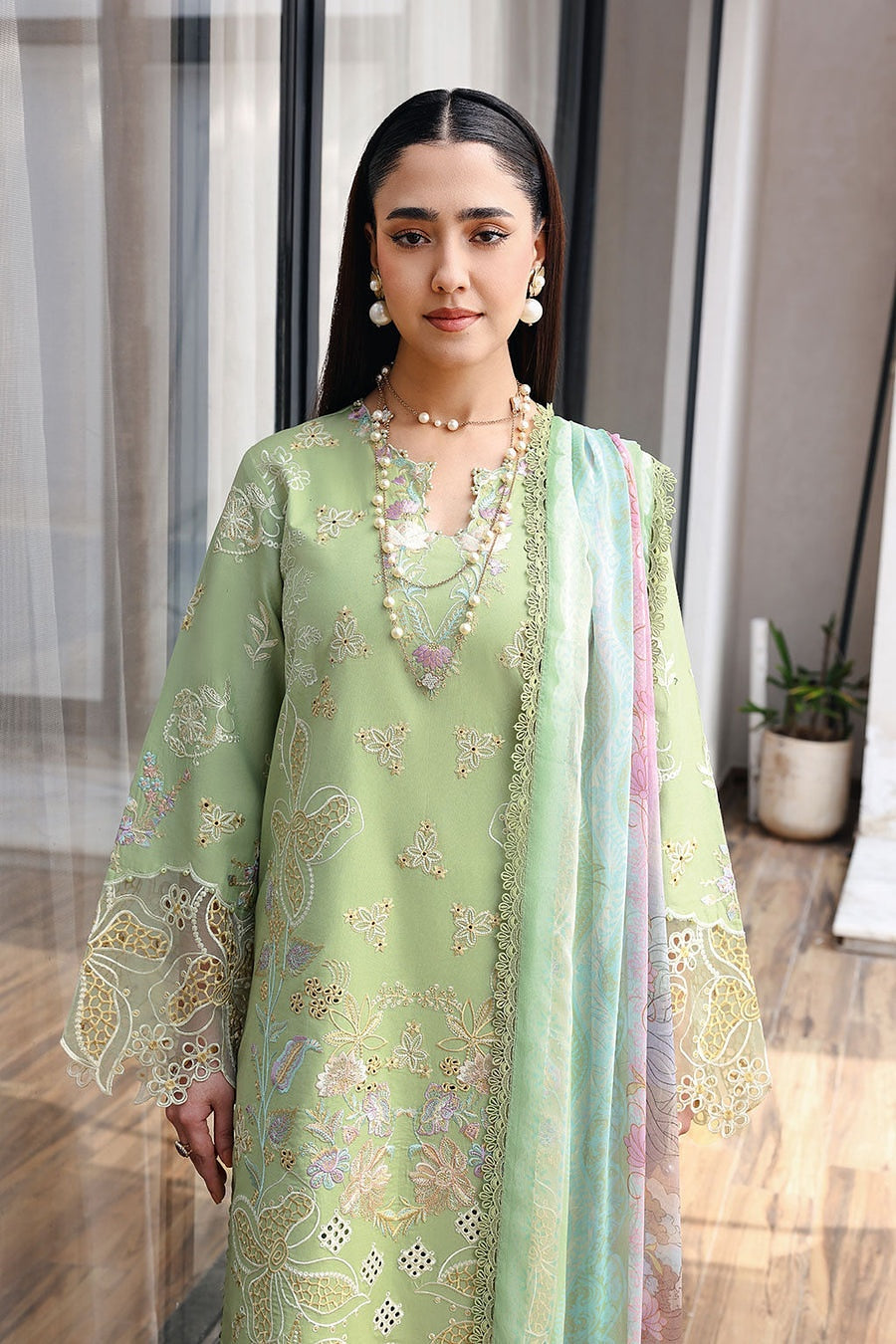 [ SUIT I ] - RAMSHA ANDAAZ LUXURY LAWN VOL 14 COLLECTION 2026