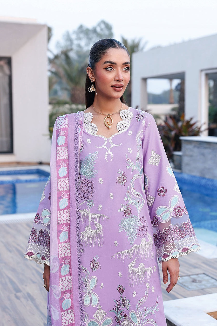[ SUIT D ] - RAMSHA ANDAAZ LUXURY LAWN VOL 14 COLLECTION 2026