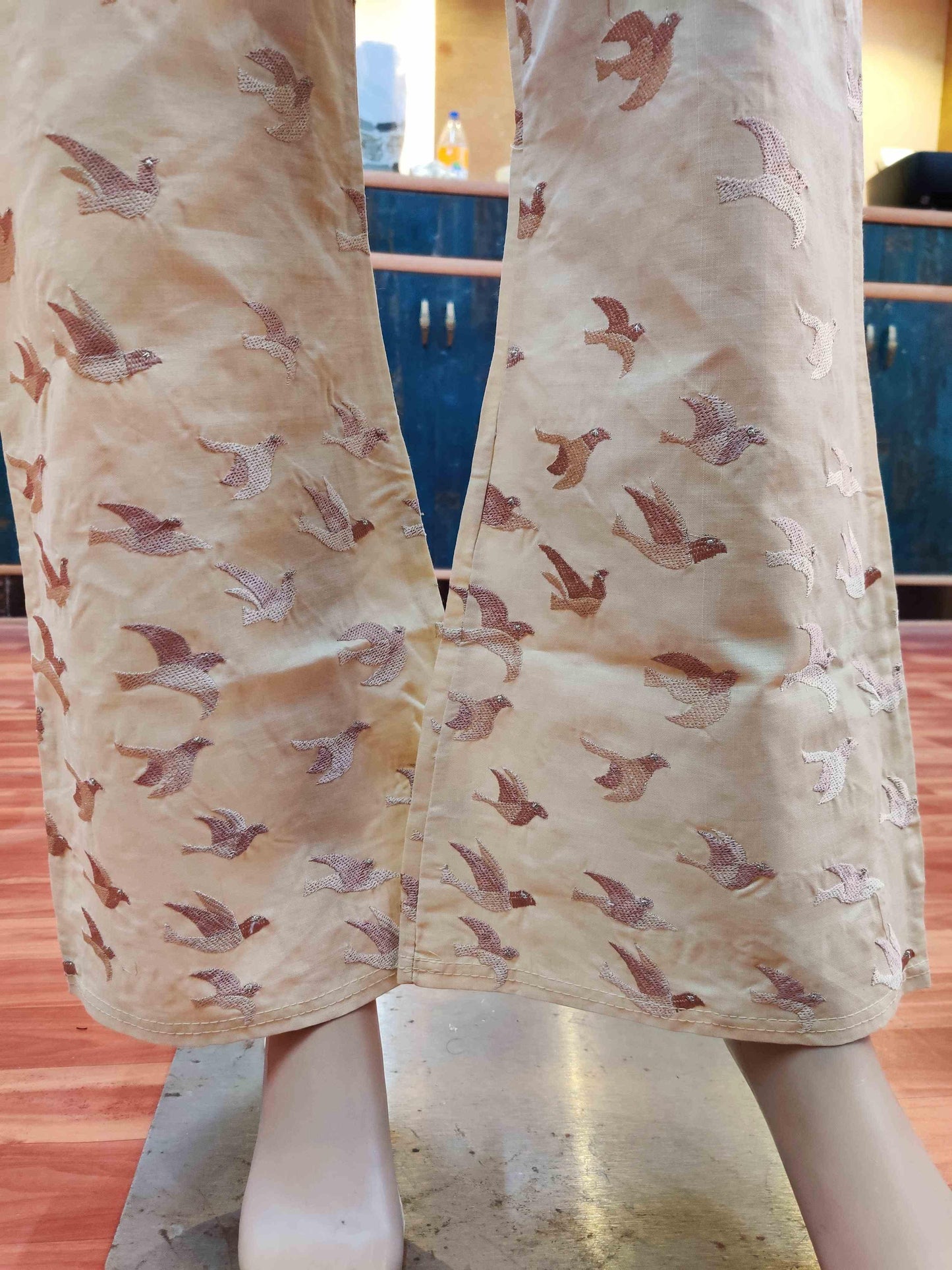 PAKISTANI MAIRA PANTS - Ubaid Collections